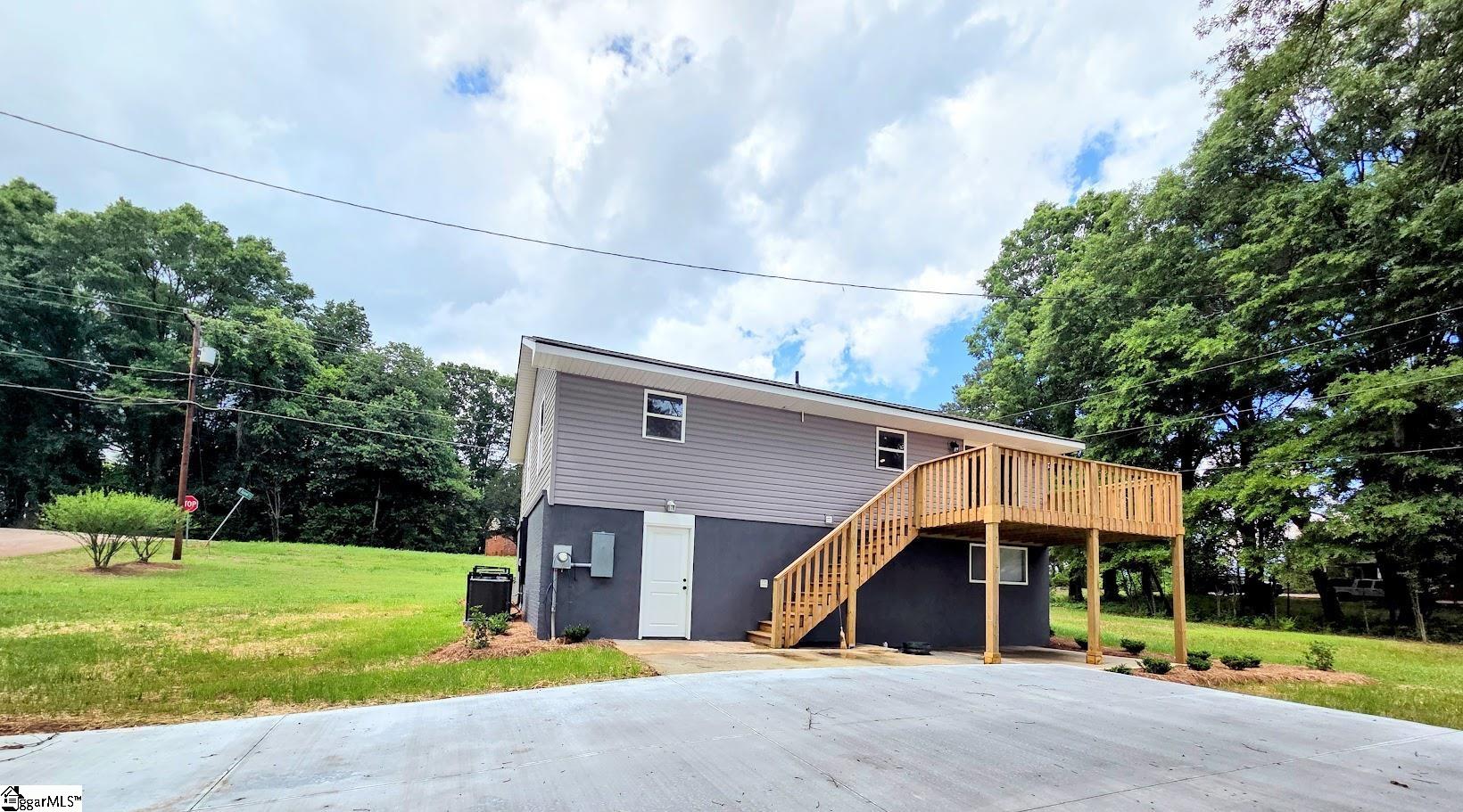 3625 Dobbins Bridge Road Anderson, SC 29626