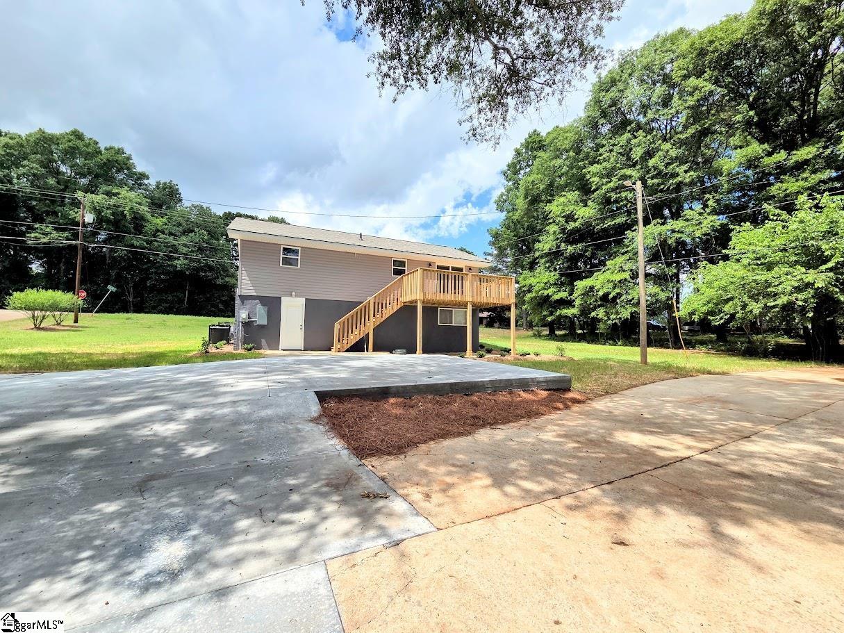 3625 Dobbins Bridge Road Anderson, SC 29626