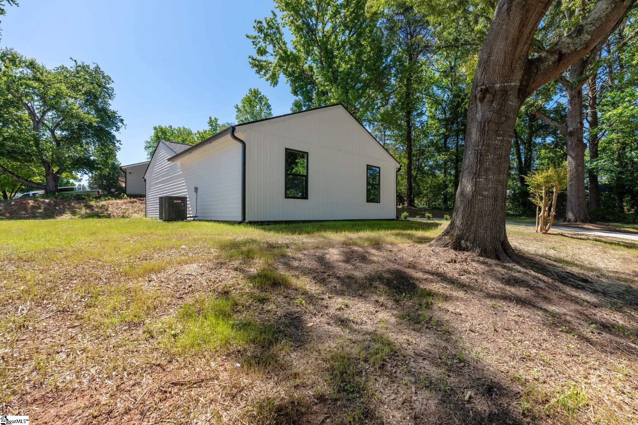 2 Cadbury Lane Piedmont, SC 29673