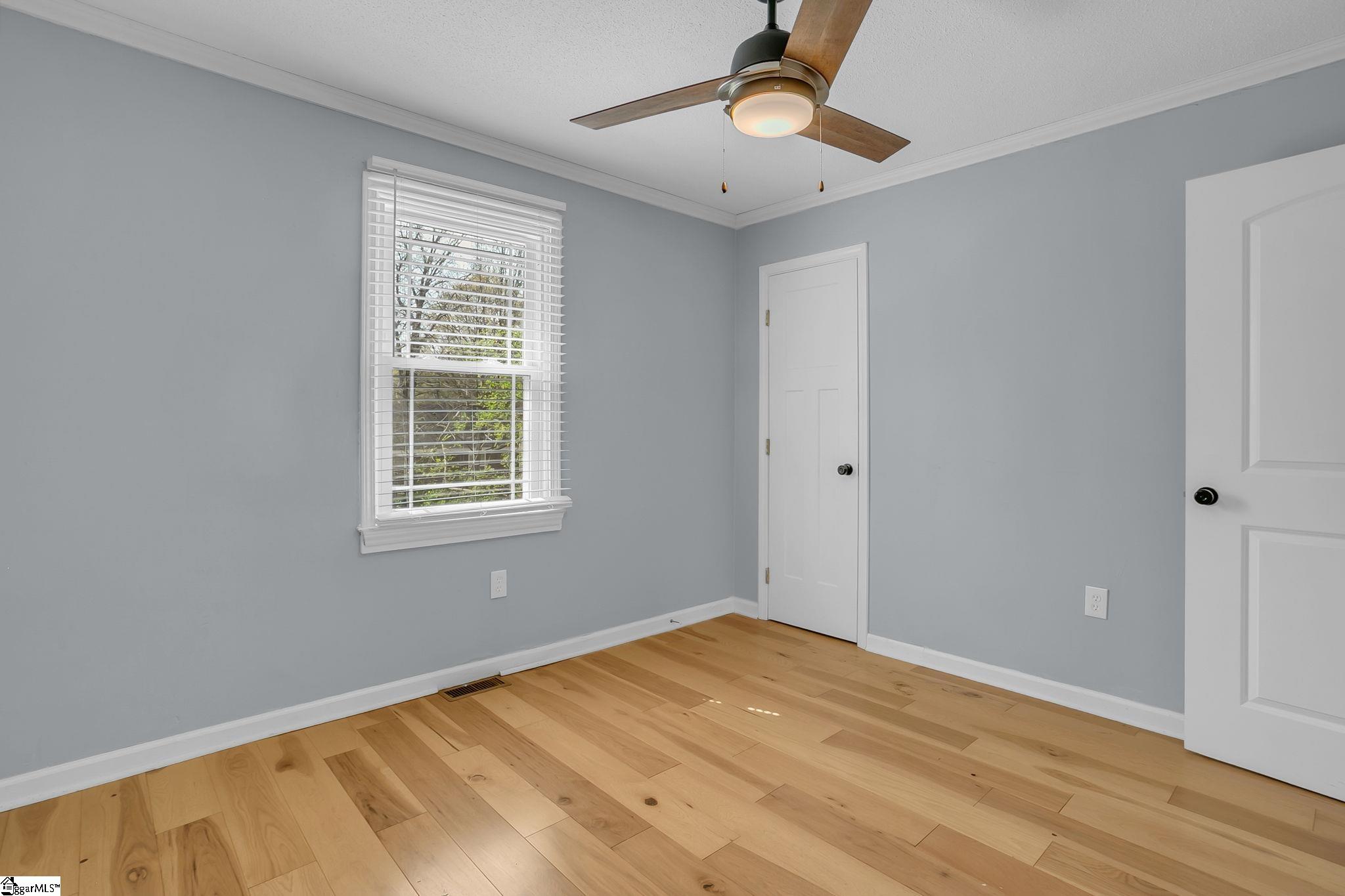 15 Piedmont Avenue Greenville, SC 29611