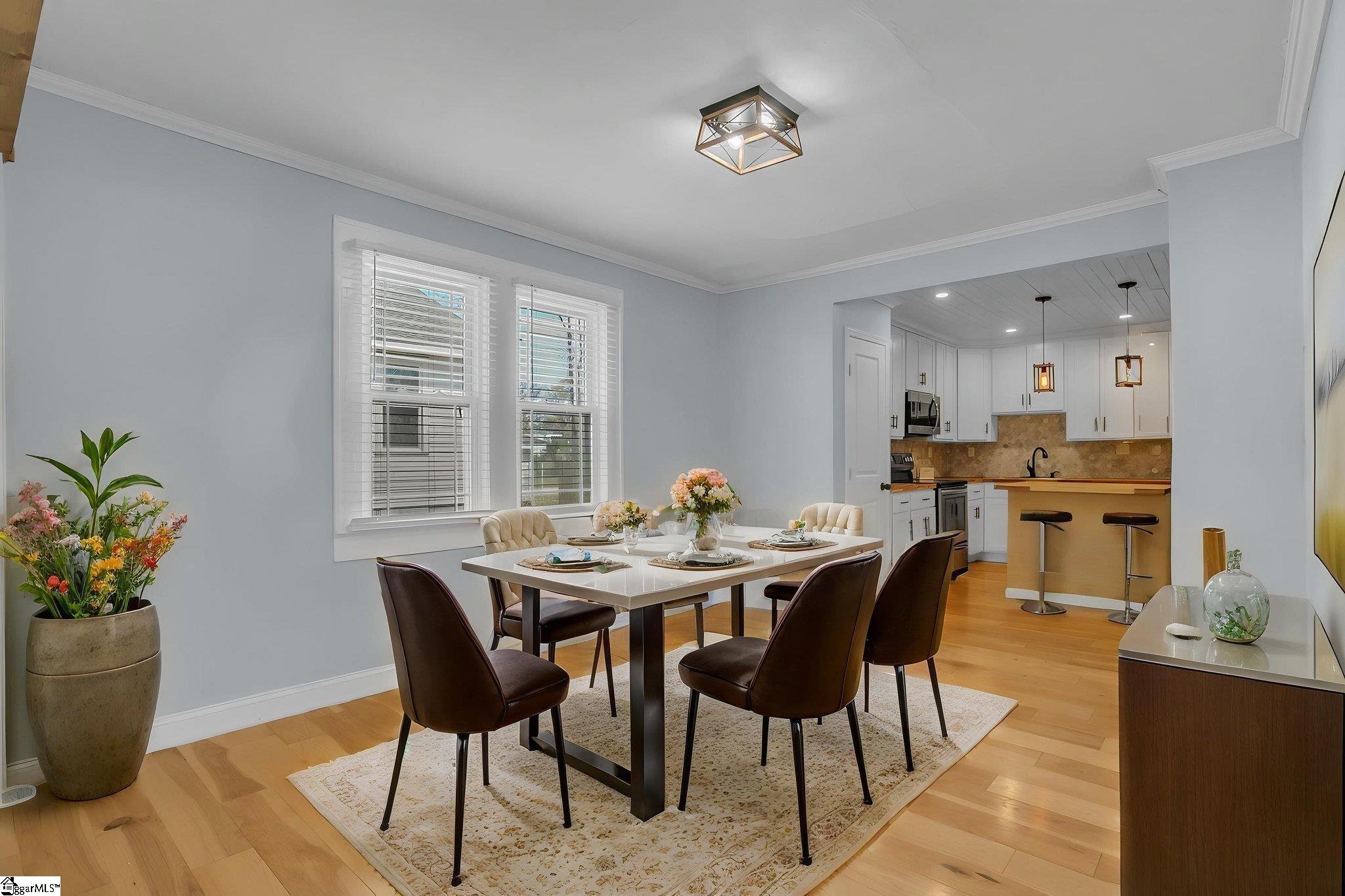 15 Piedmont Avenue Greenville, SC 29611