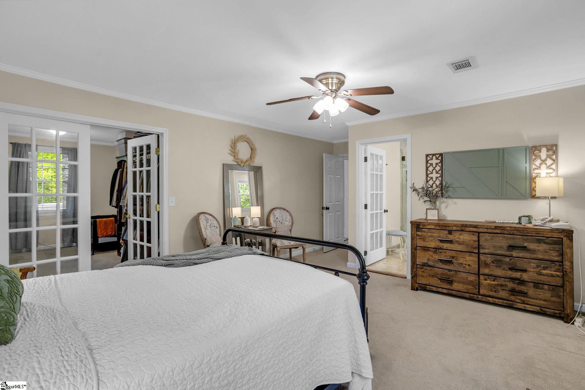 203 Hickory Lane Mauldin, SC 29662