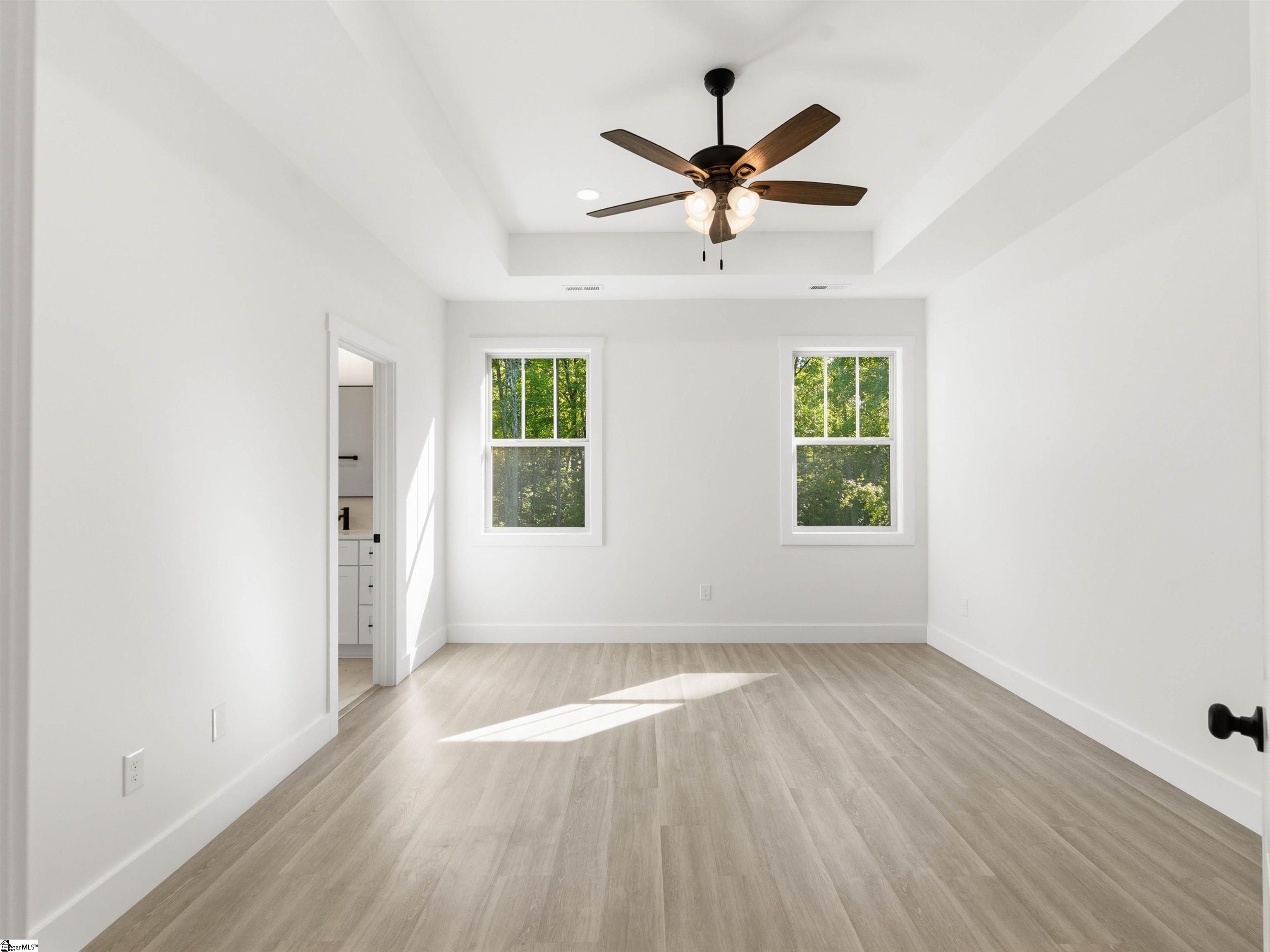 GGAR Image 18 - bk41592152