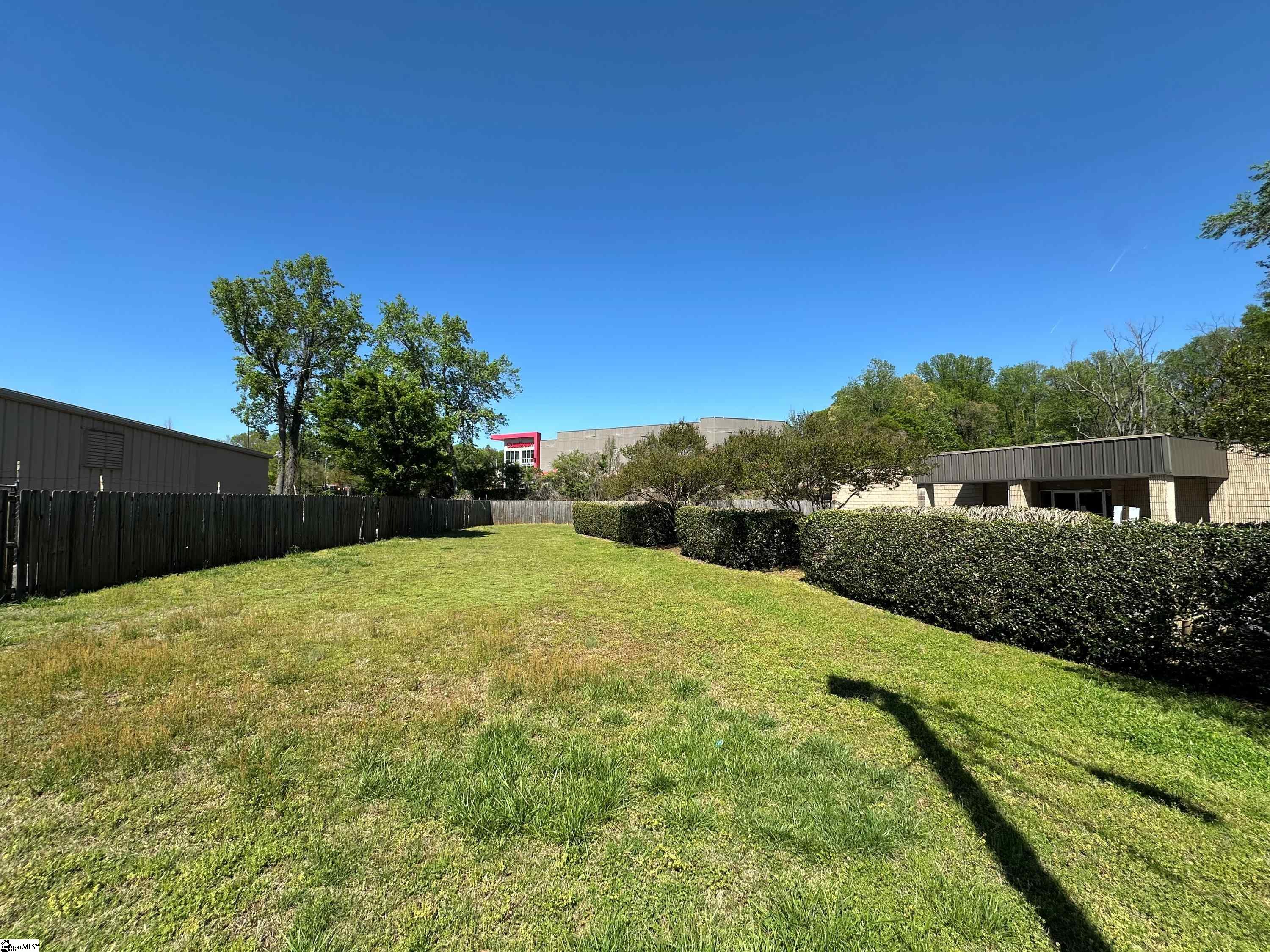 328 Dupont Drive Greenville, SC 29607
