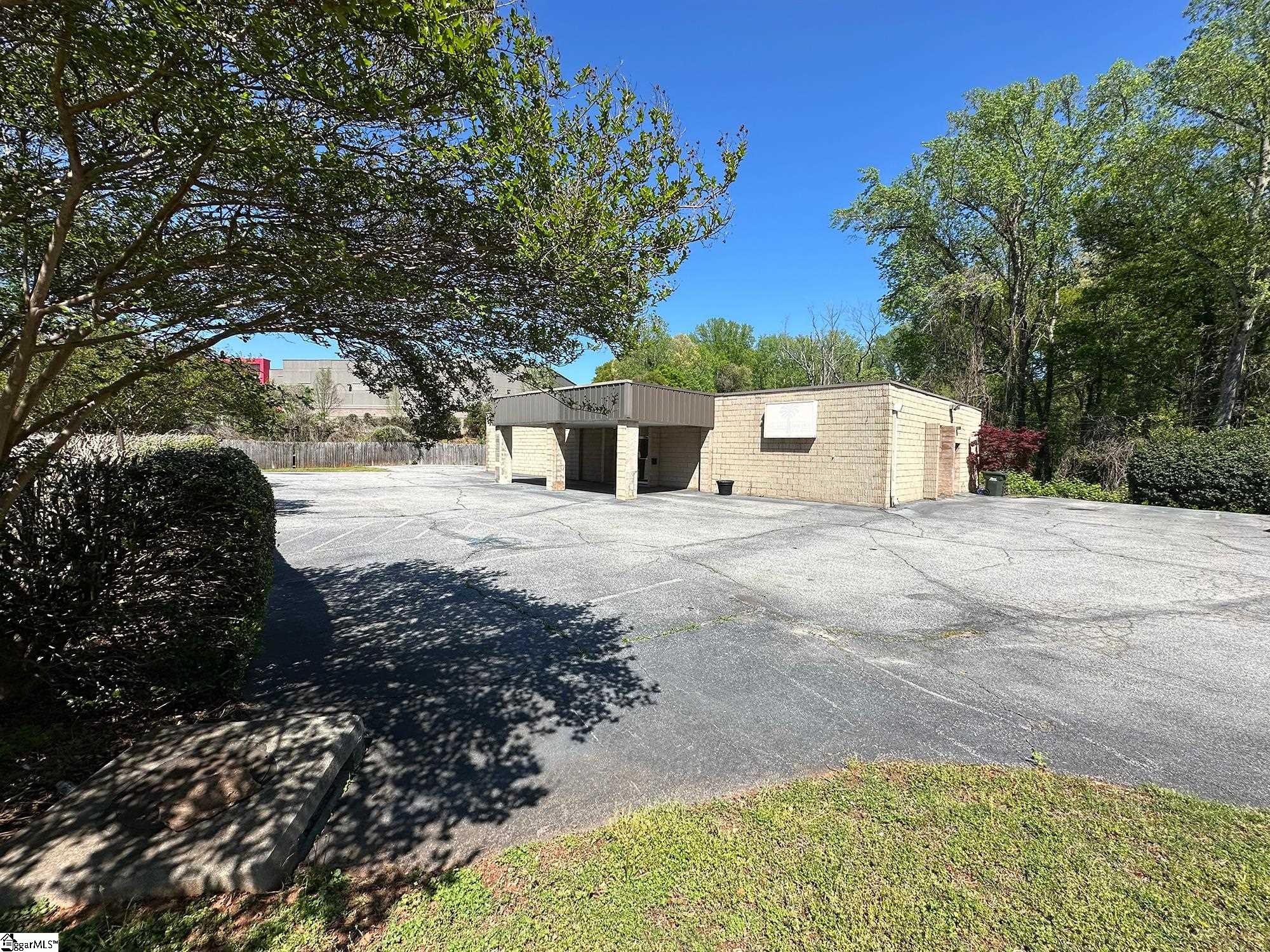328 Dupont Drive Greenville, SC 29607