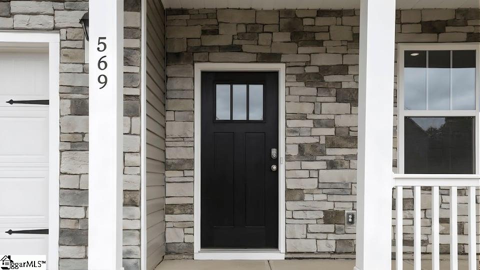 569 Landseer Drive
