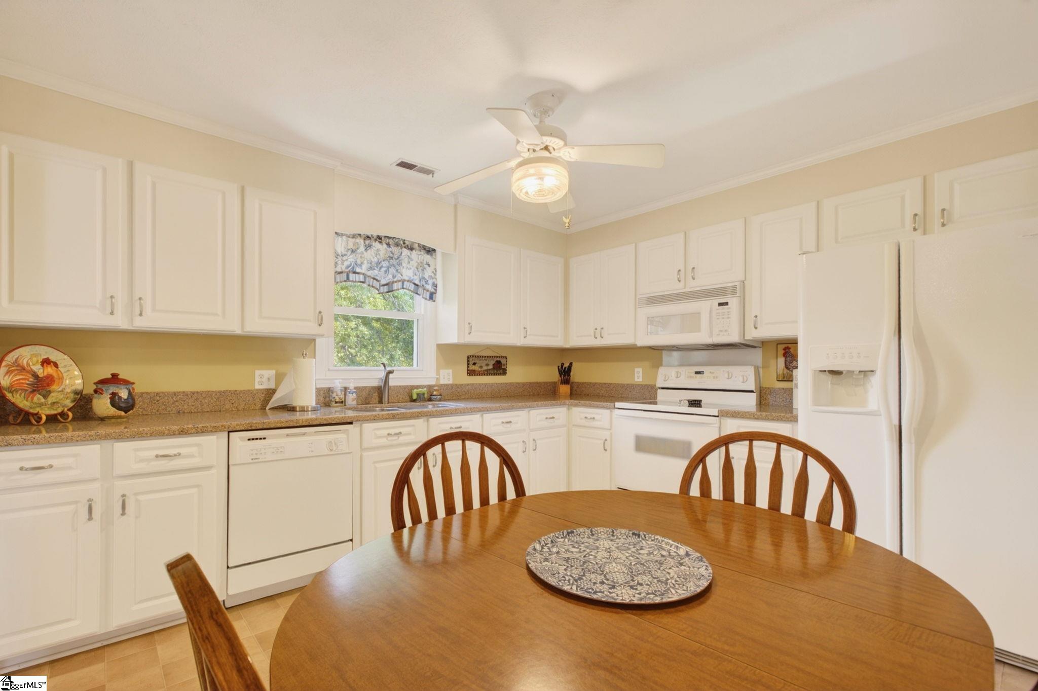 6 Royal Oak Court Greenville, SC 29607