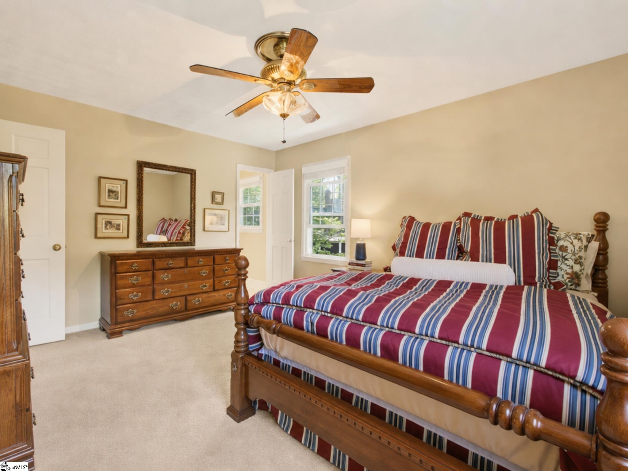 6 Royal Oak Court Greenville, SC 29607