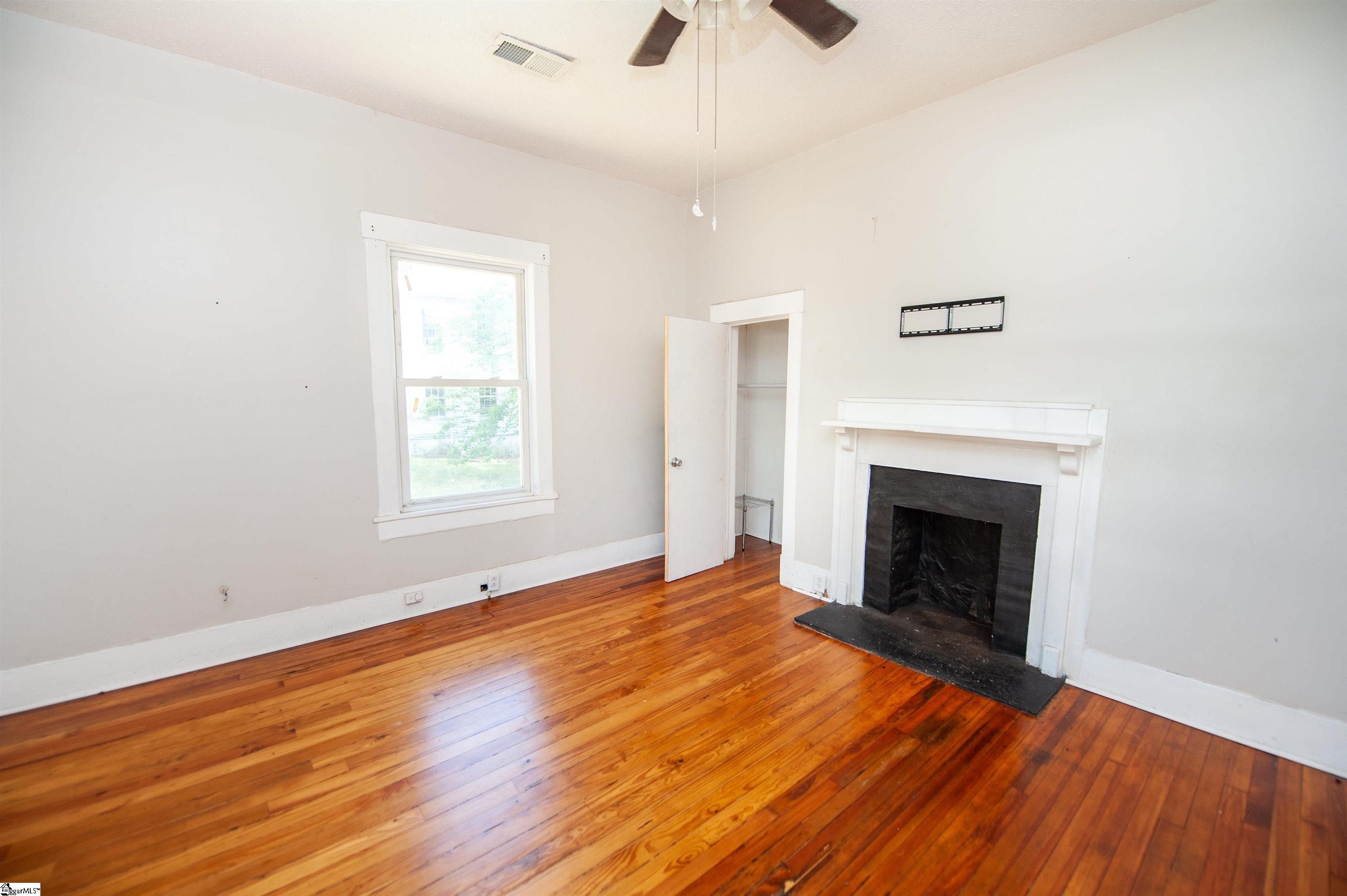 128 Fleming Avenue Pacolet, SC 29372