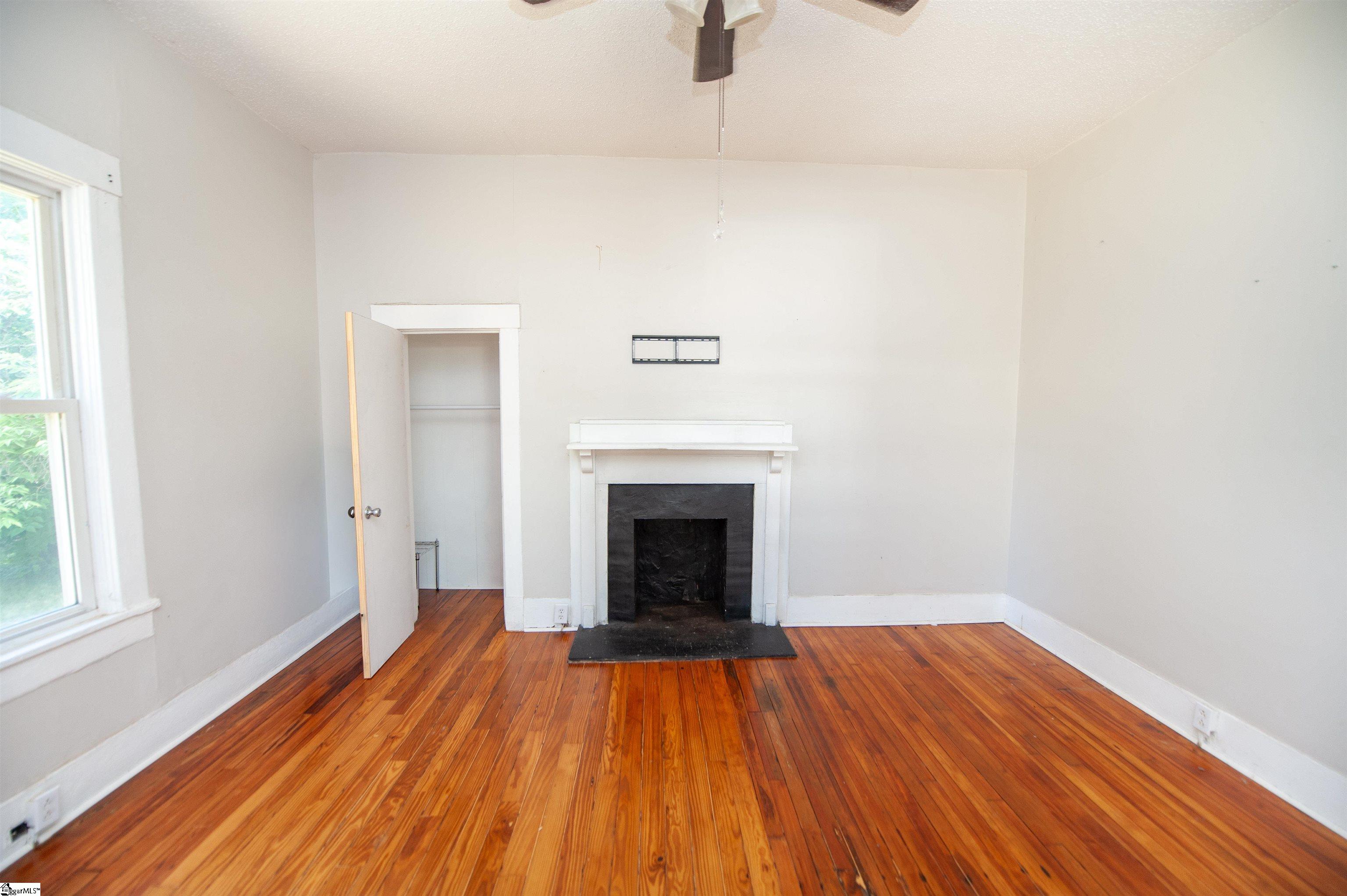 128 Fleming Avenue Pacolet, SC 29372