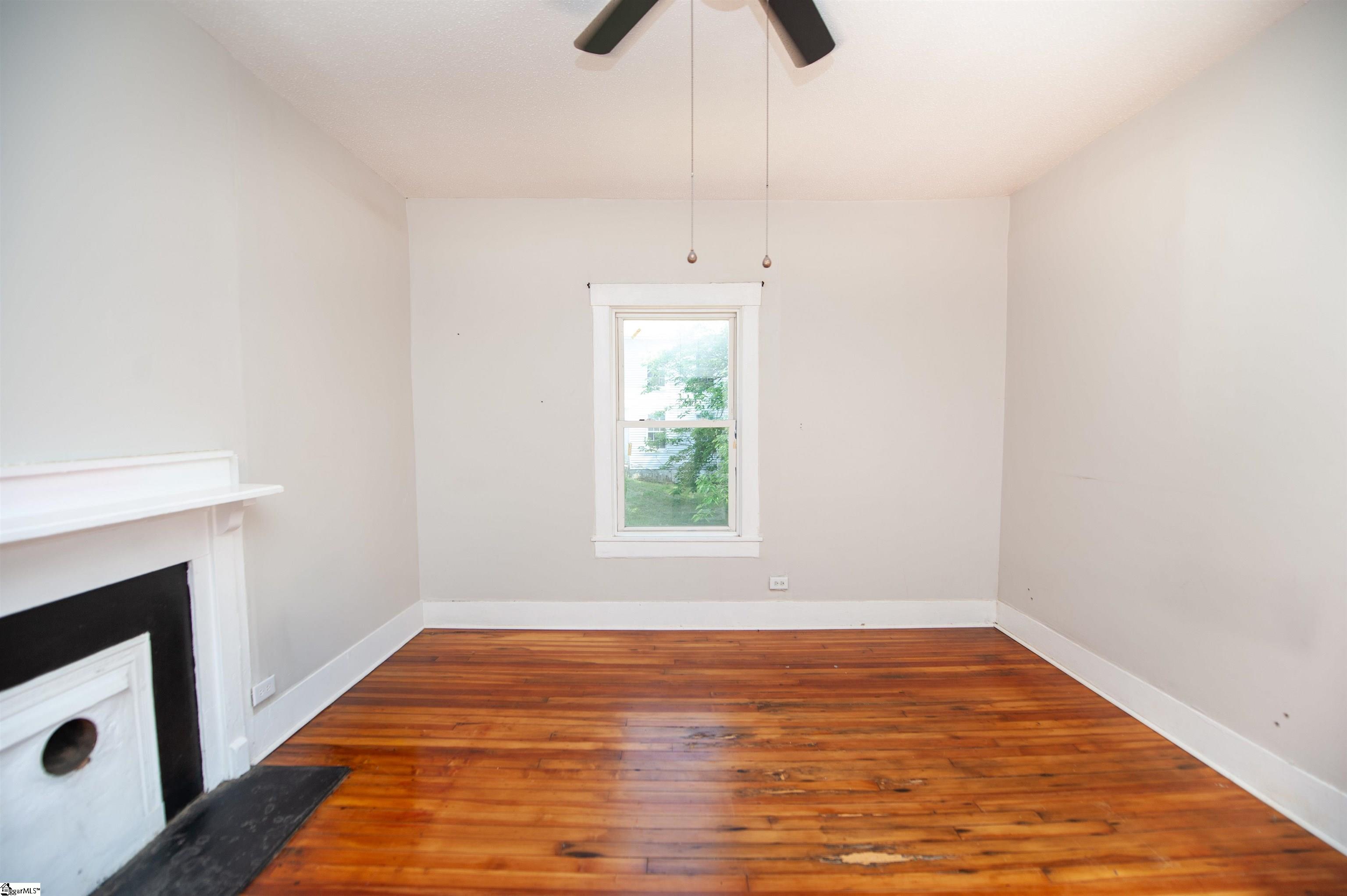 128 Fleming Avenue Pacolet, SC 29372
