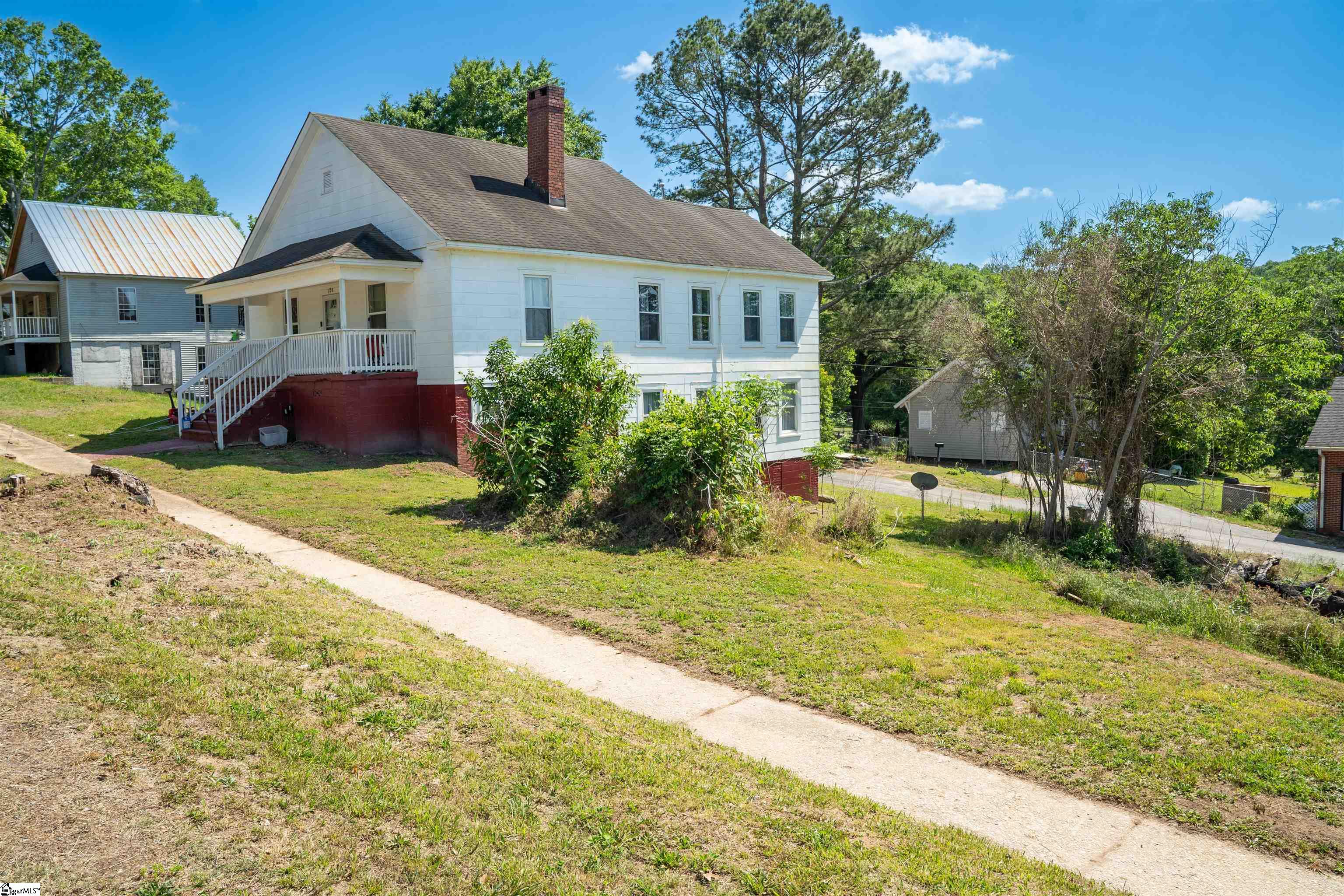 128 Fleming Avenue Pacolet, SC 29372