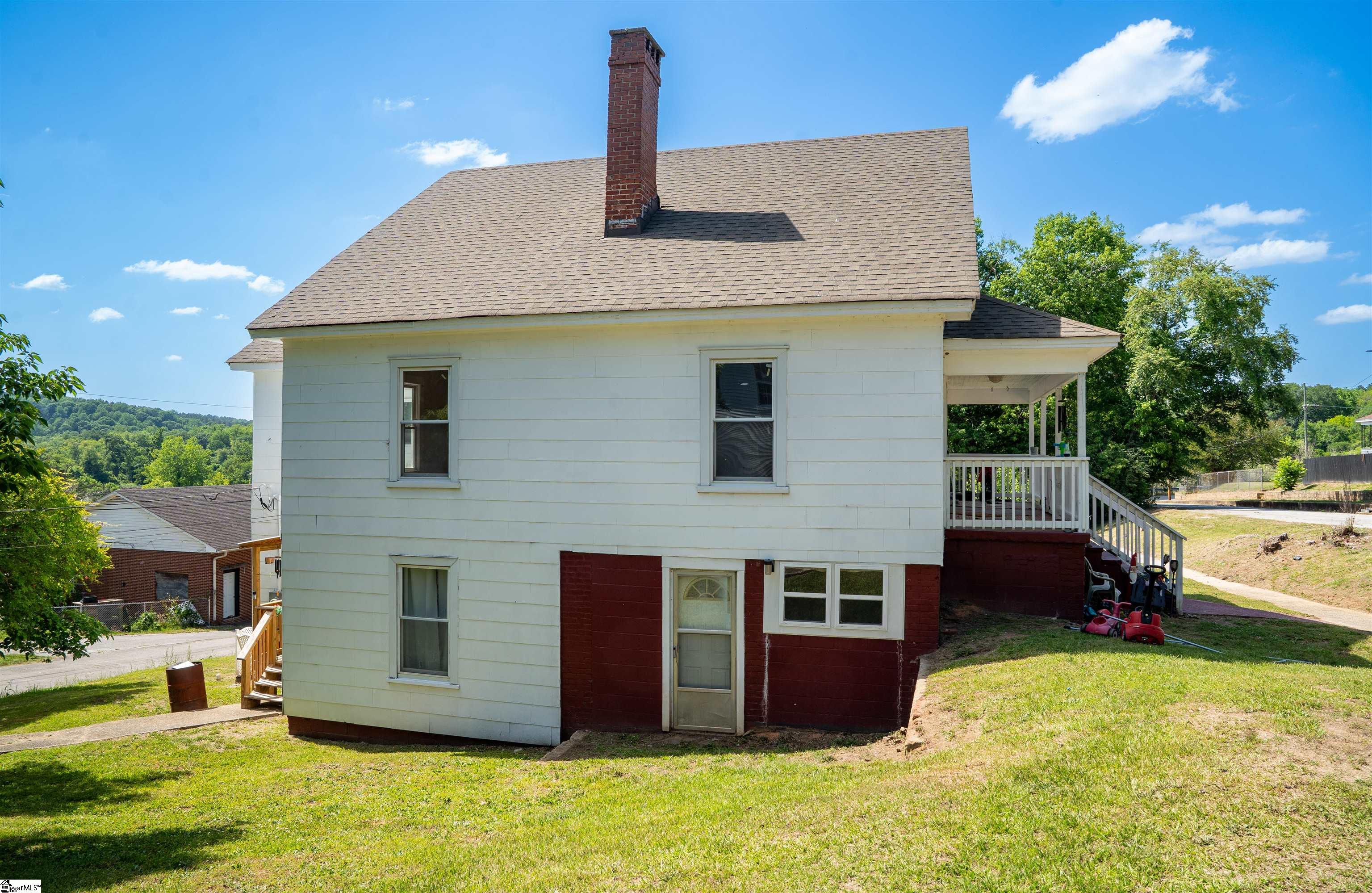 128 Fleming Avenue Pacolet, SC 29372