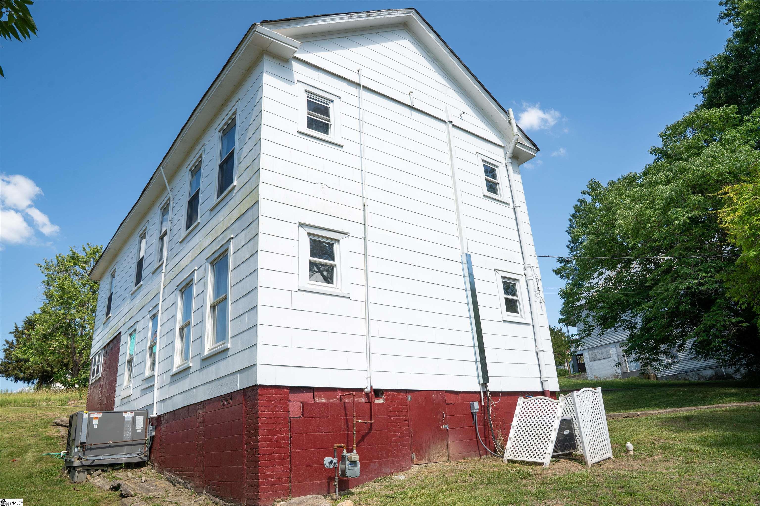 128 Fleming Avenue Pacolet, SC 29372