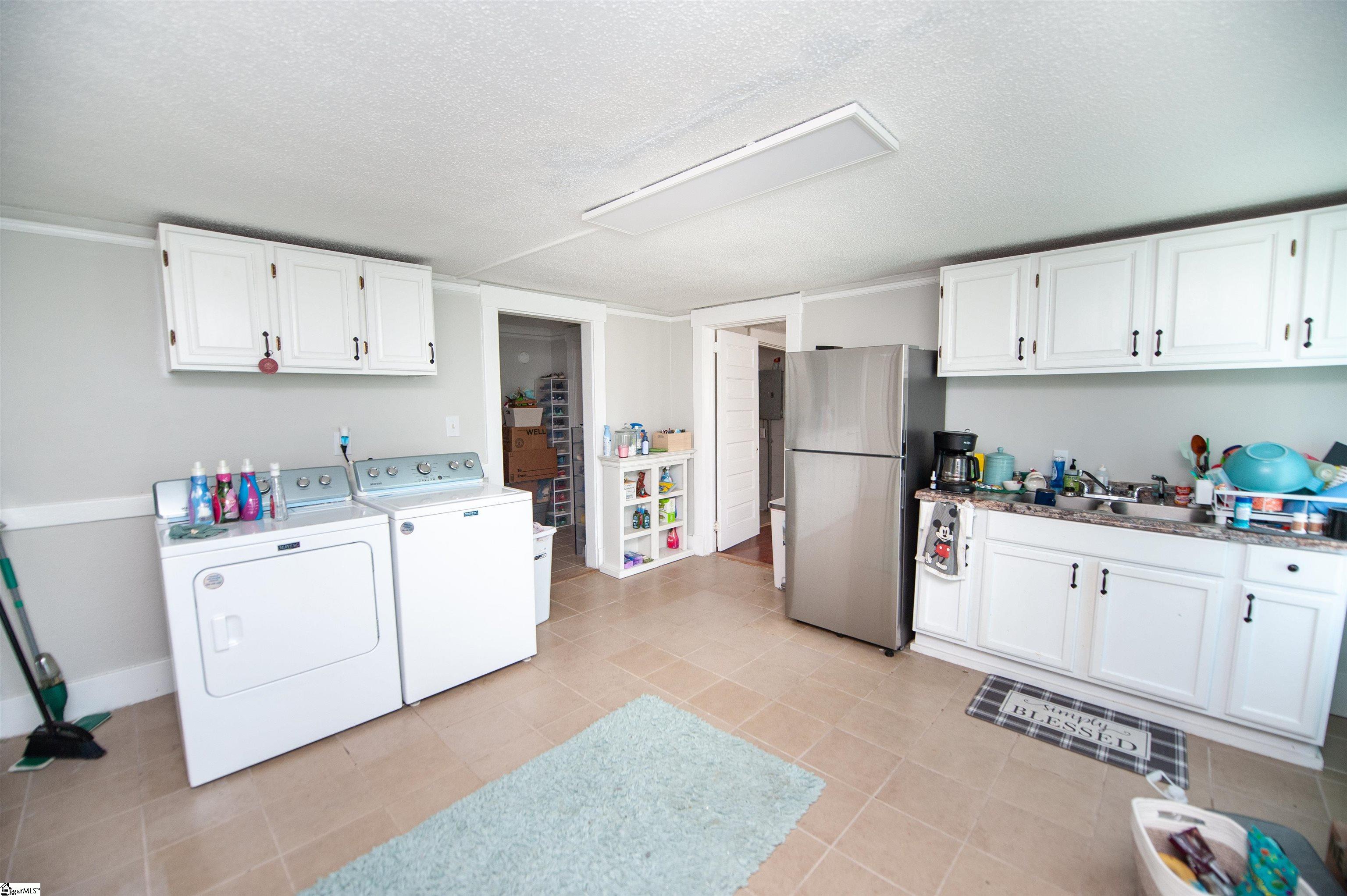 128 Fleming Avenue Pacolet, SC 29372