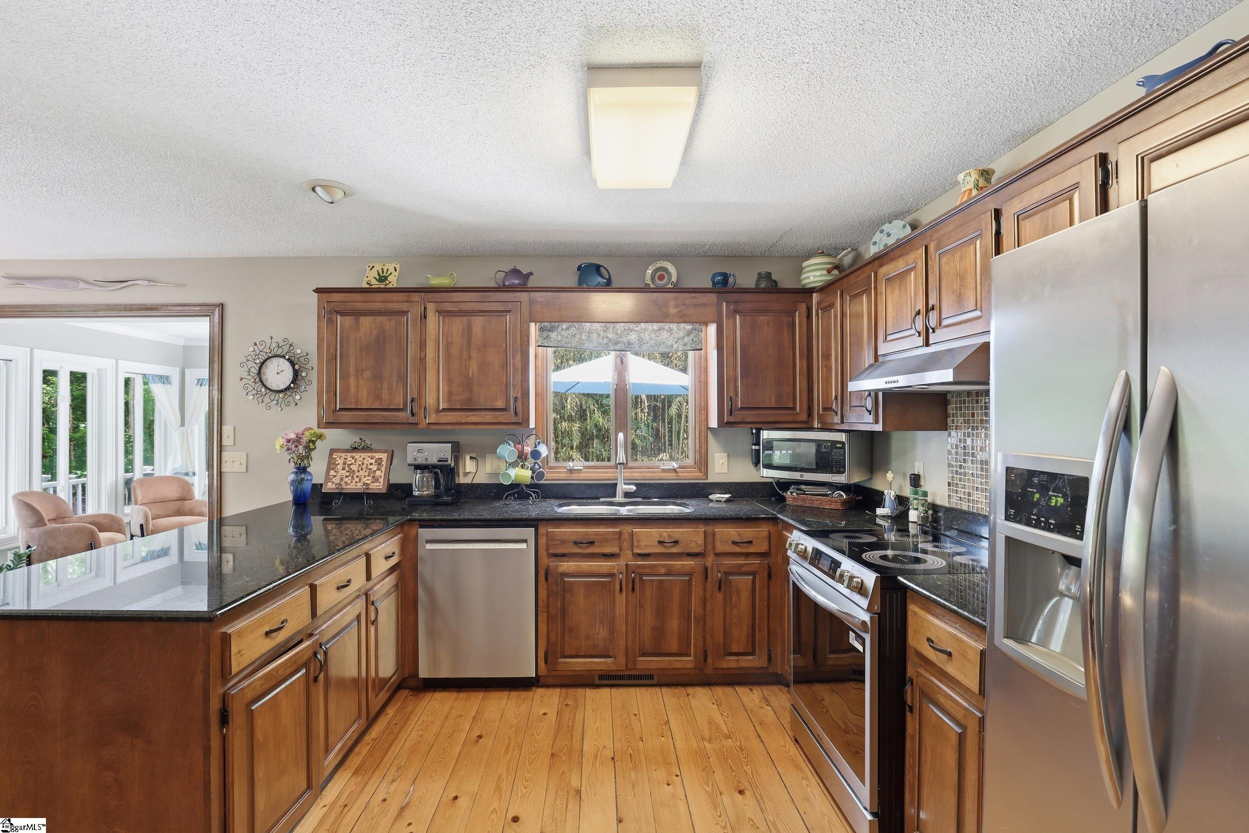 101 Shaftsbury Road Clemson, SC 29631