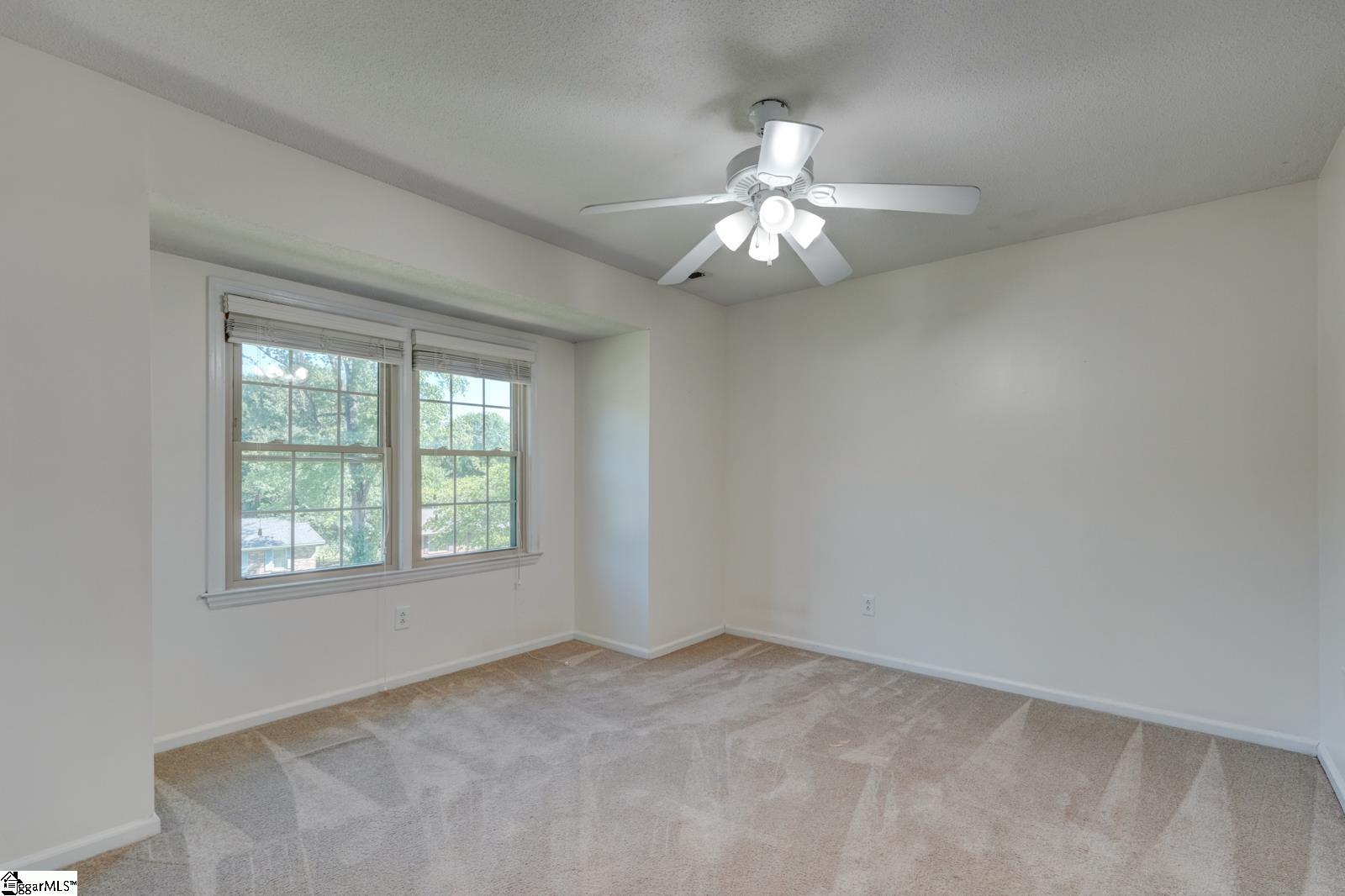 210 Oakmont Drive Boiling Springs, SC 29316