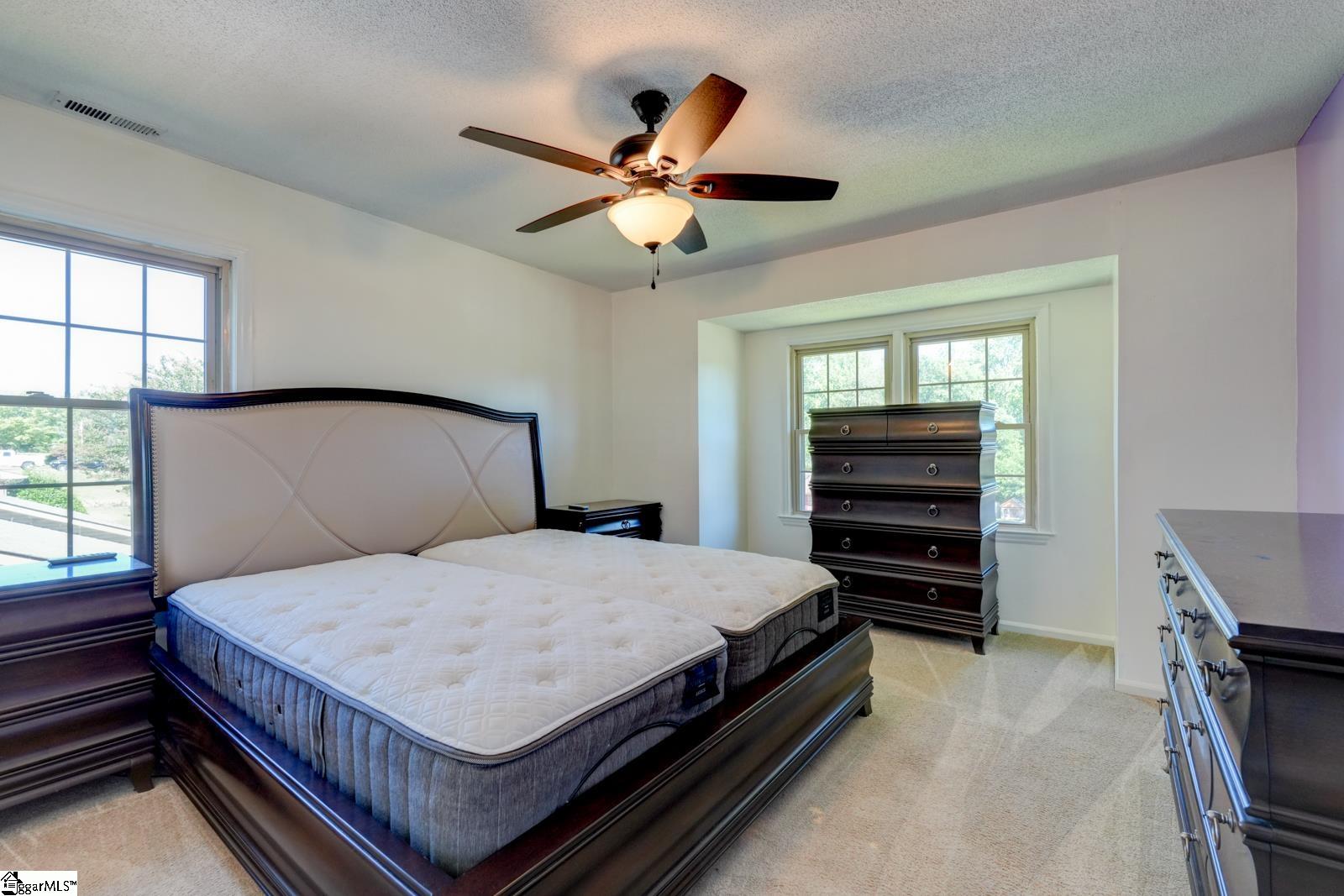 210 Oakmont Drive Boiling Springs, SC 29316