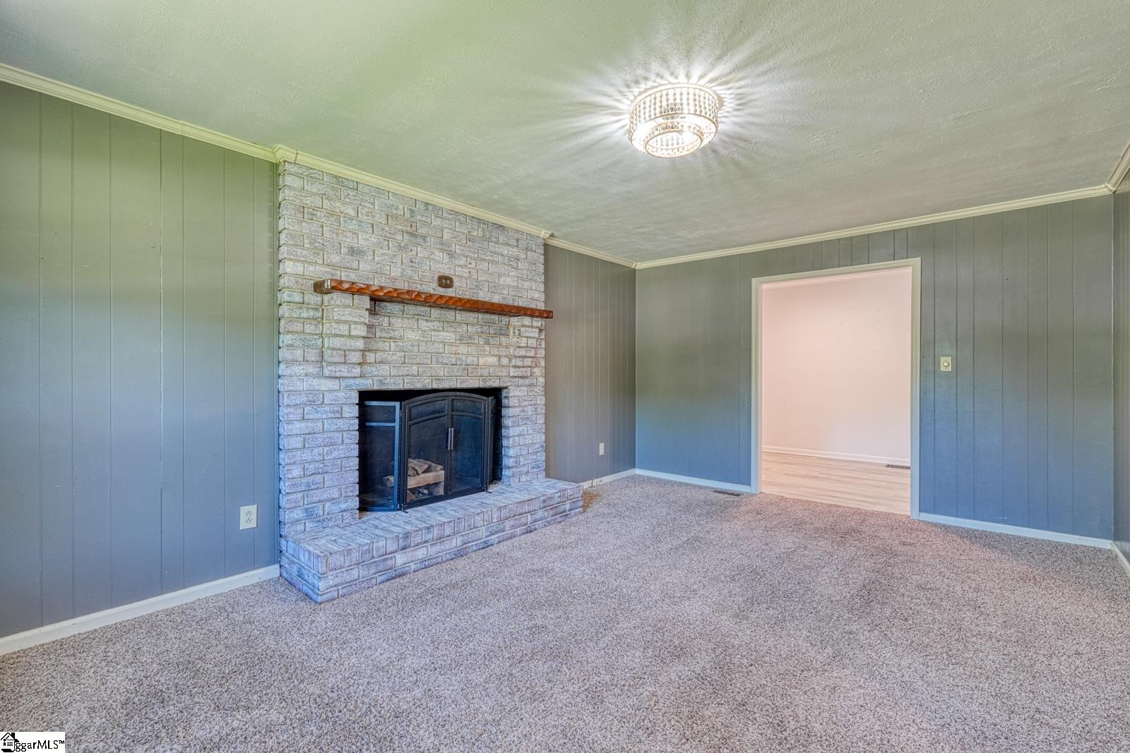 210 Oakmont Drive Boiling Springs, SC 29316