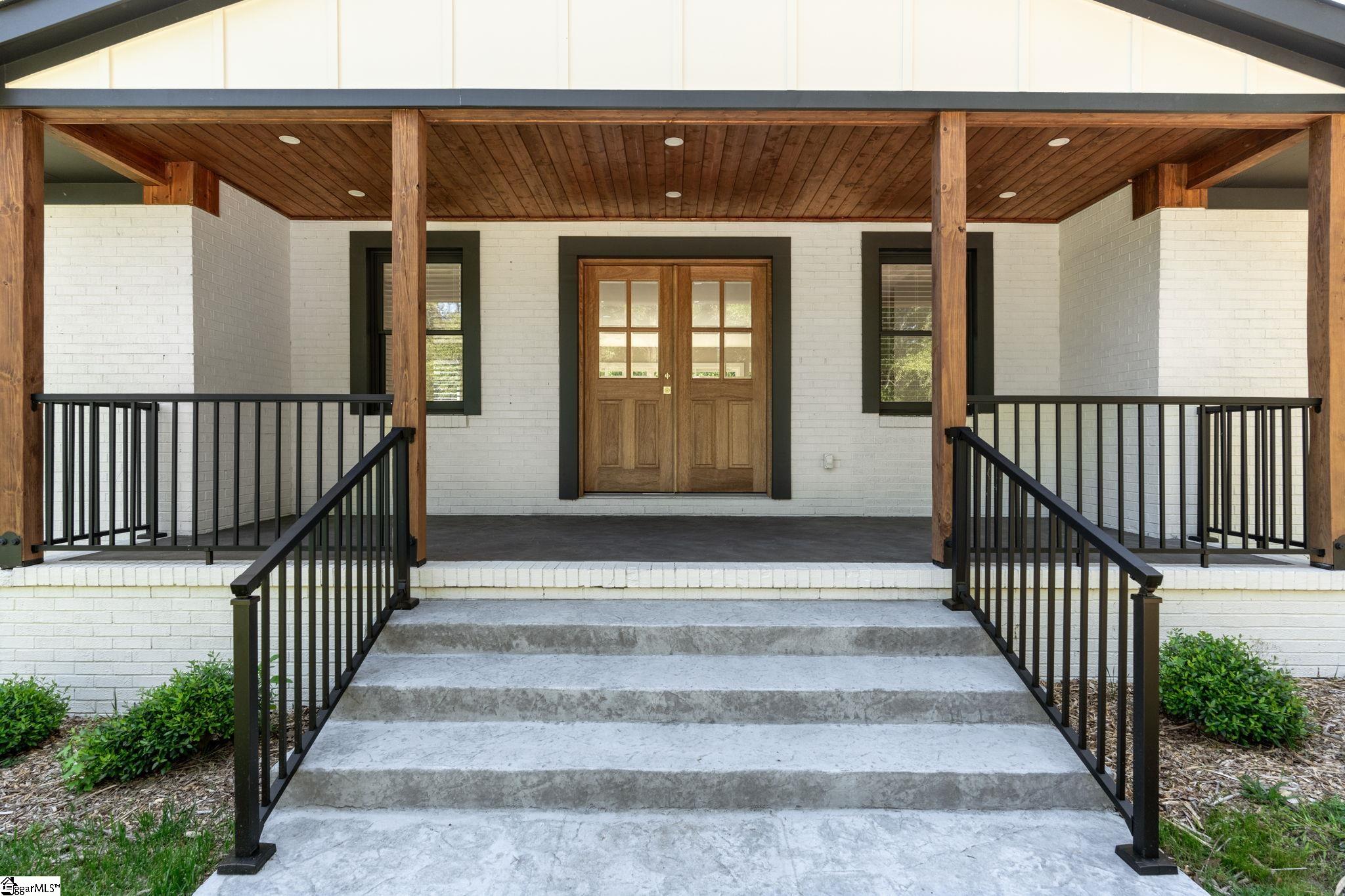 204 Woodfield Avenue Fountain Inn, SC 29644