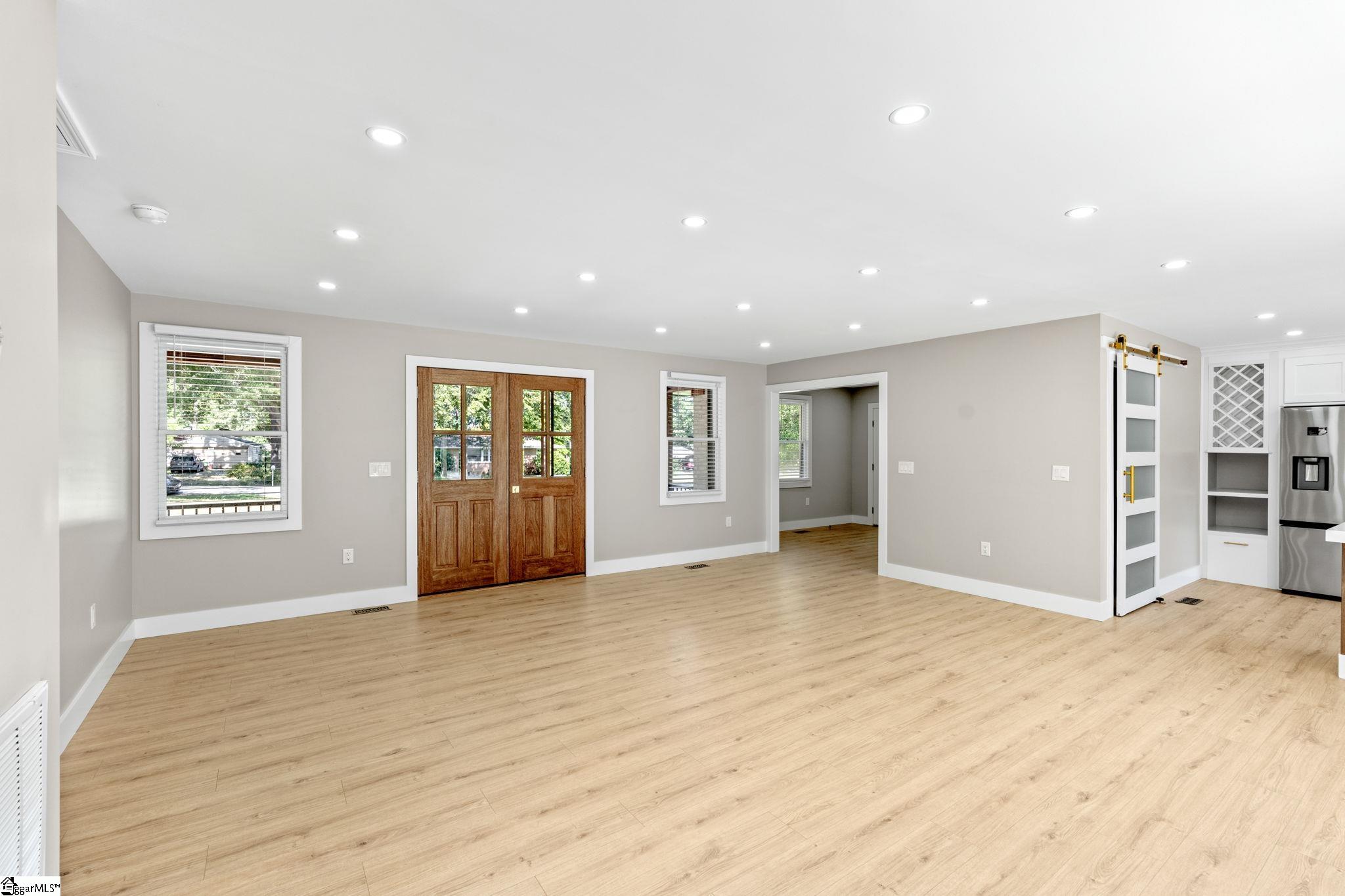 204 Woodfield Avenue Fountain Inn, SC 29644