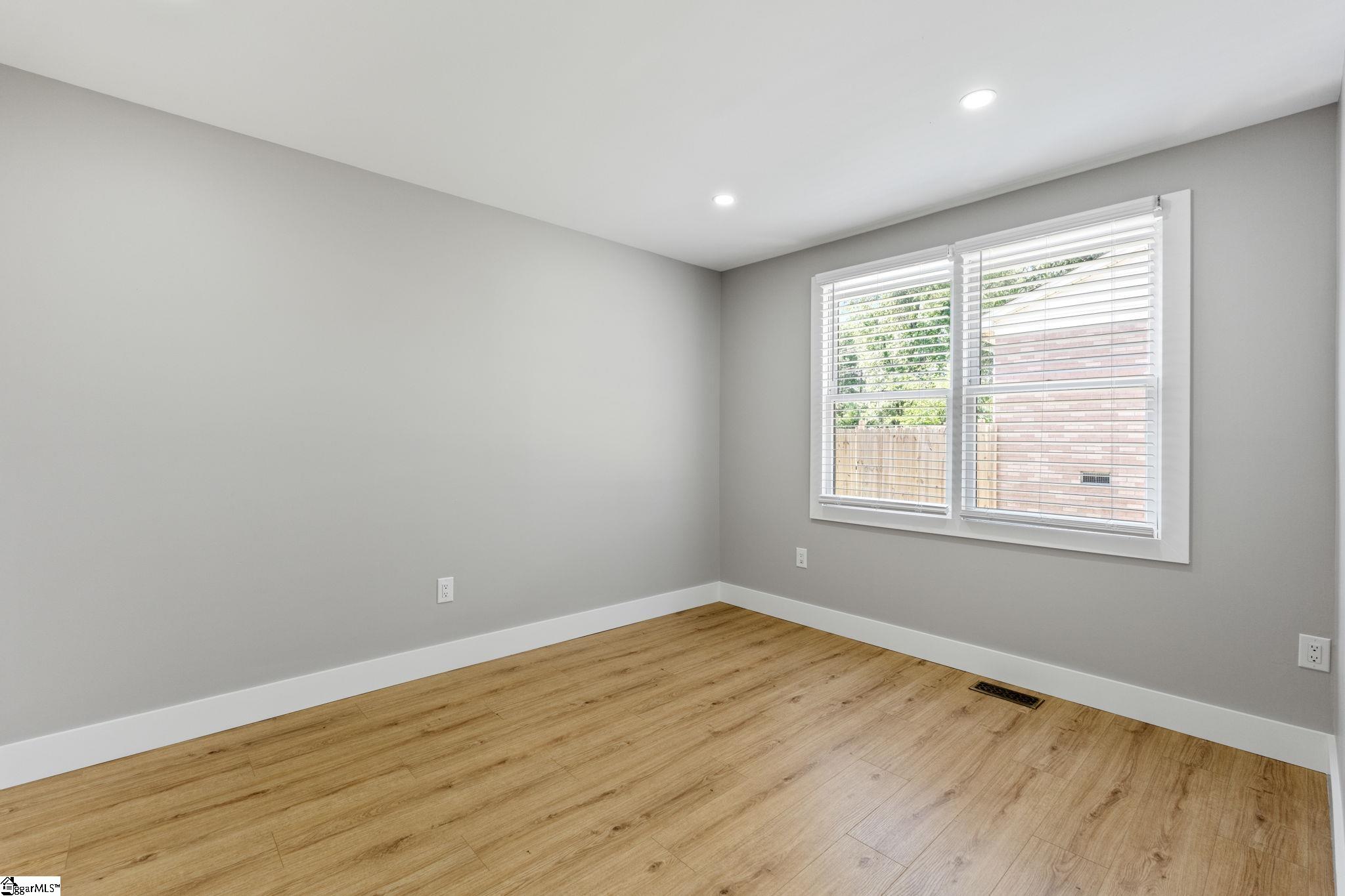 204 Woodfield Avenue Fountain Inn, SC 29644