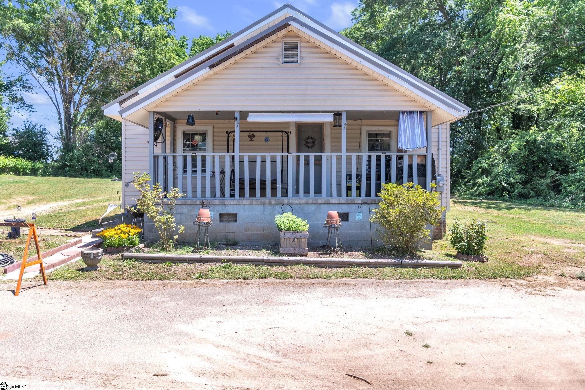 18 Gossett Street, Laurens SC 29360,Laurens,Laurens,Residential