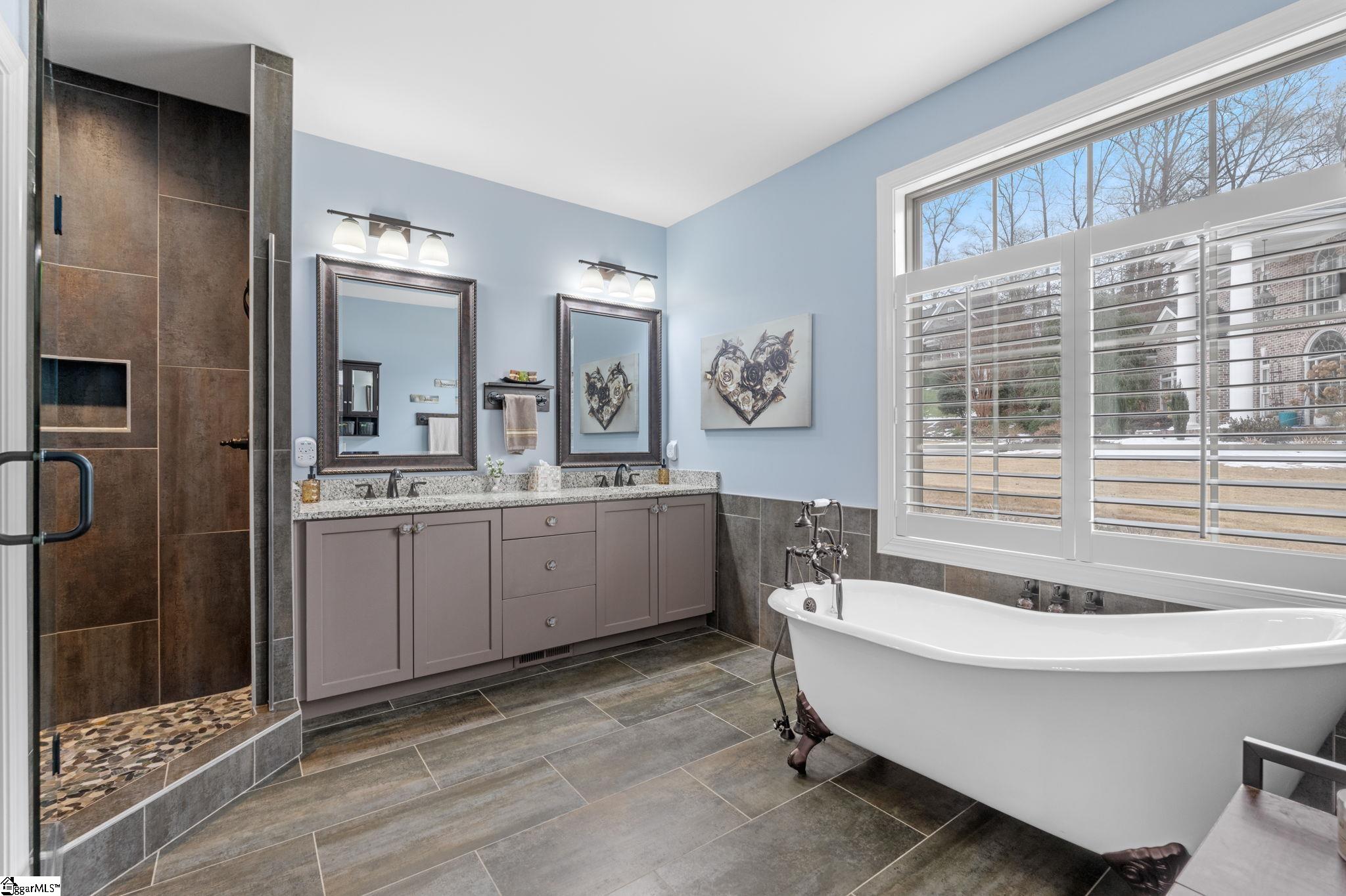 10 Colonel Storrs Court Greer, SC 29650