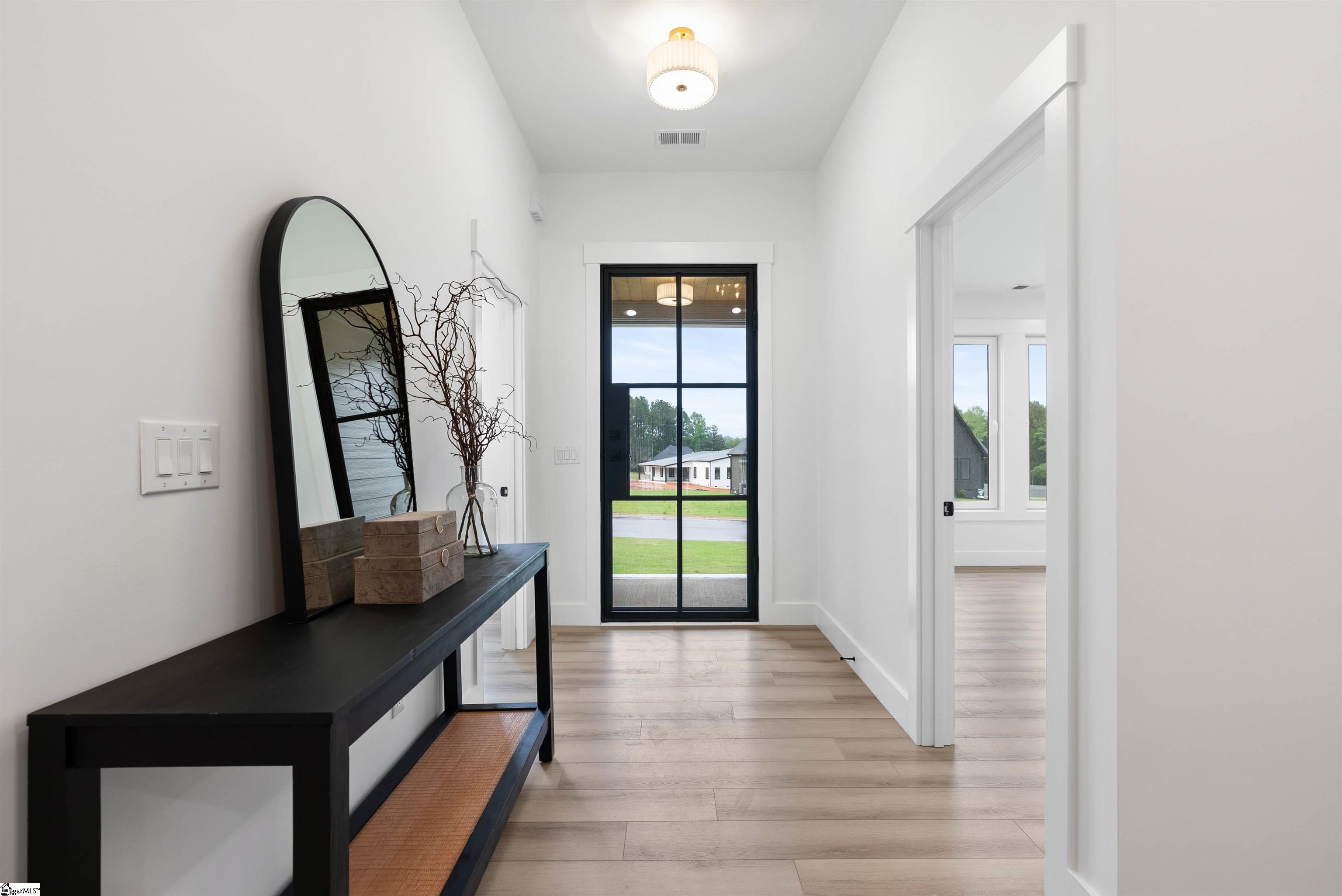 757 New South Court Wellford, SC 29385