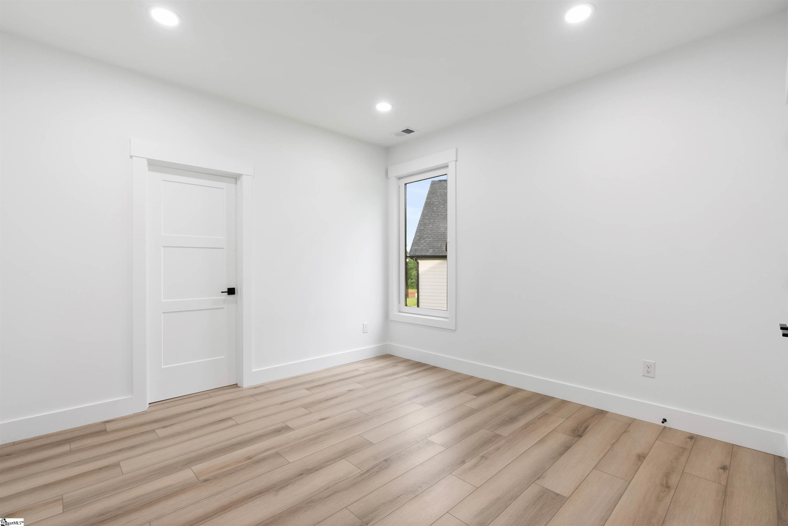 757 New South Court Wellford, SC 29385