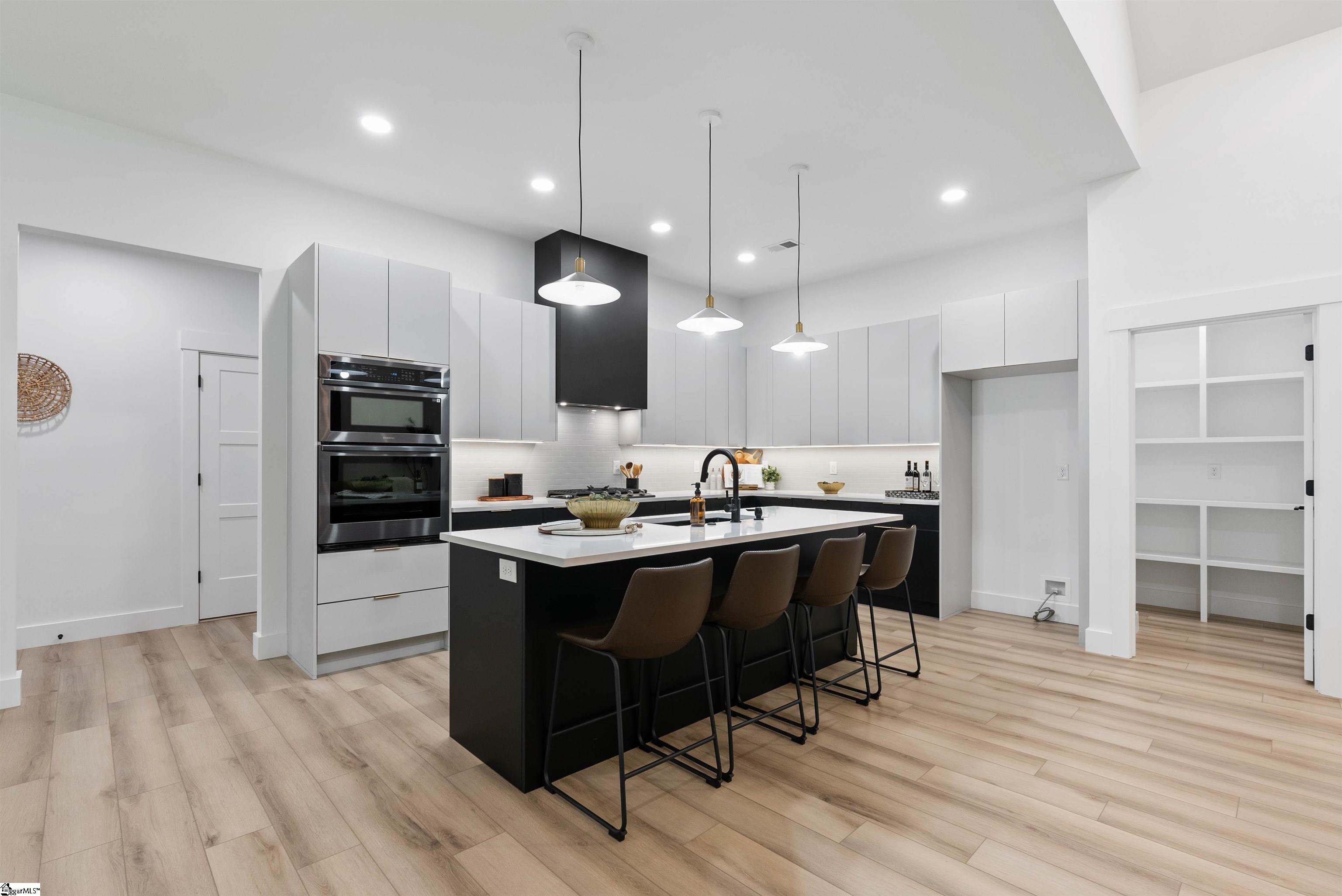 757 New South Court Wellford, SC 29385