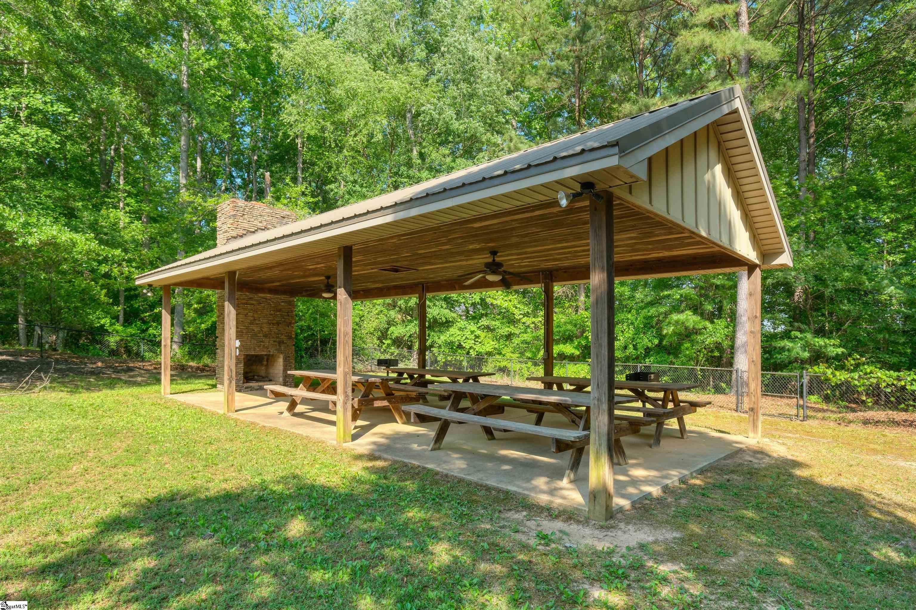155 Cane Creek Way Campobello, SC 29322