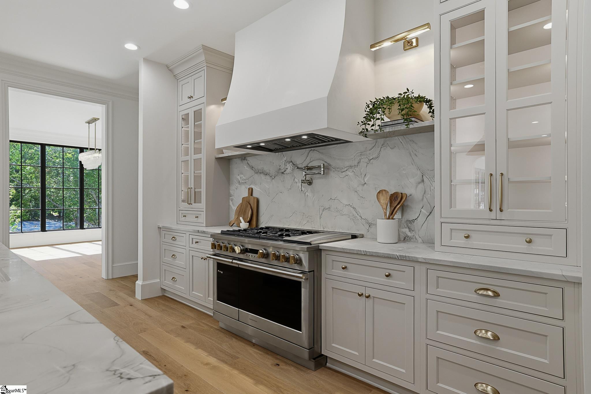 101 Sherwood Street UNIT Unit 100 Greenville, SC 29601