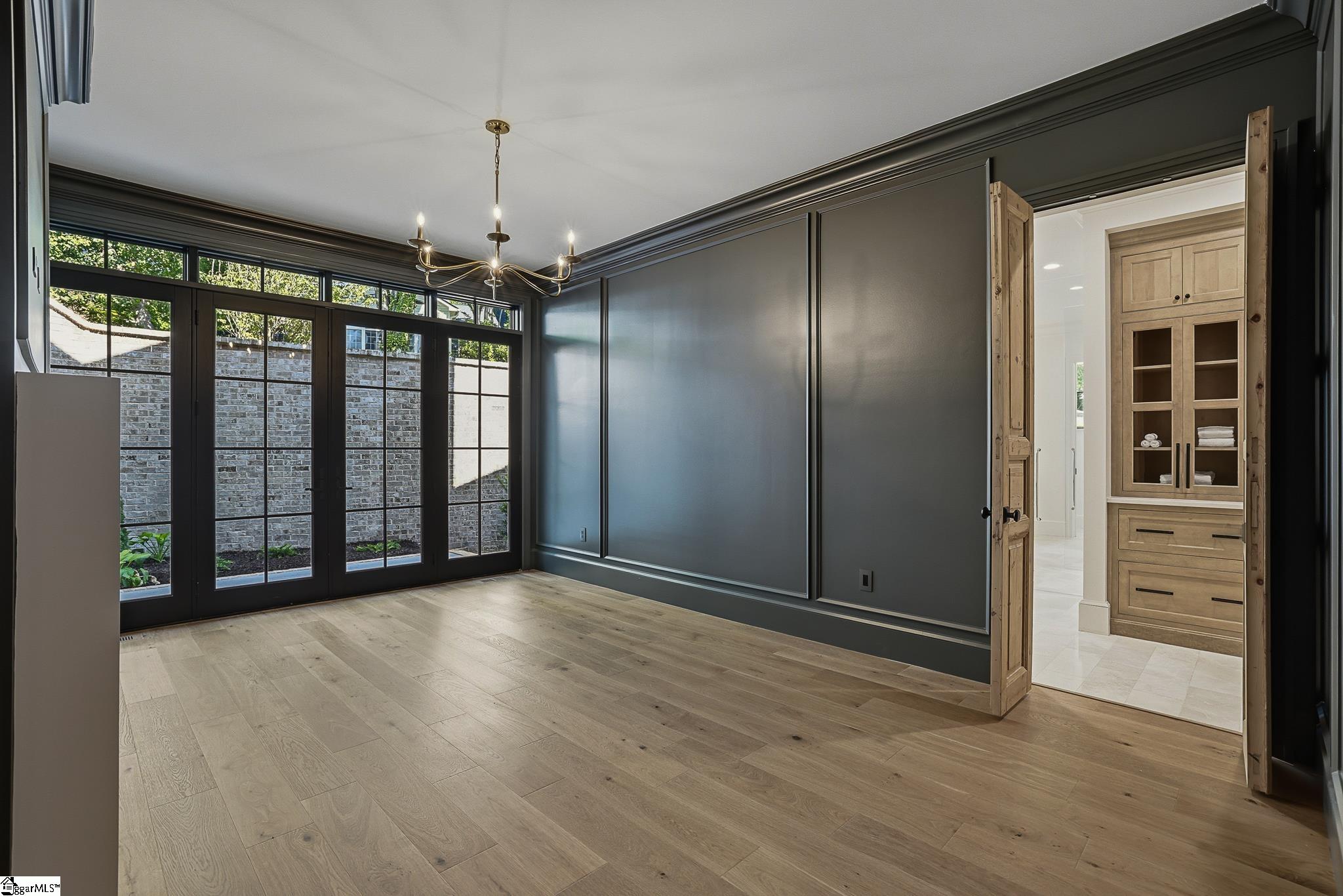 101 Sherwood Street UNIT Unit 100 Greenville, SC 29601