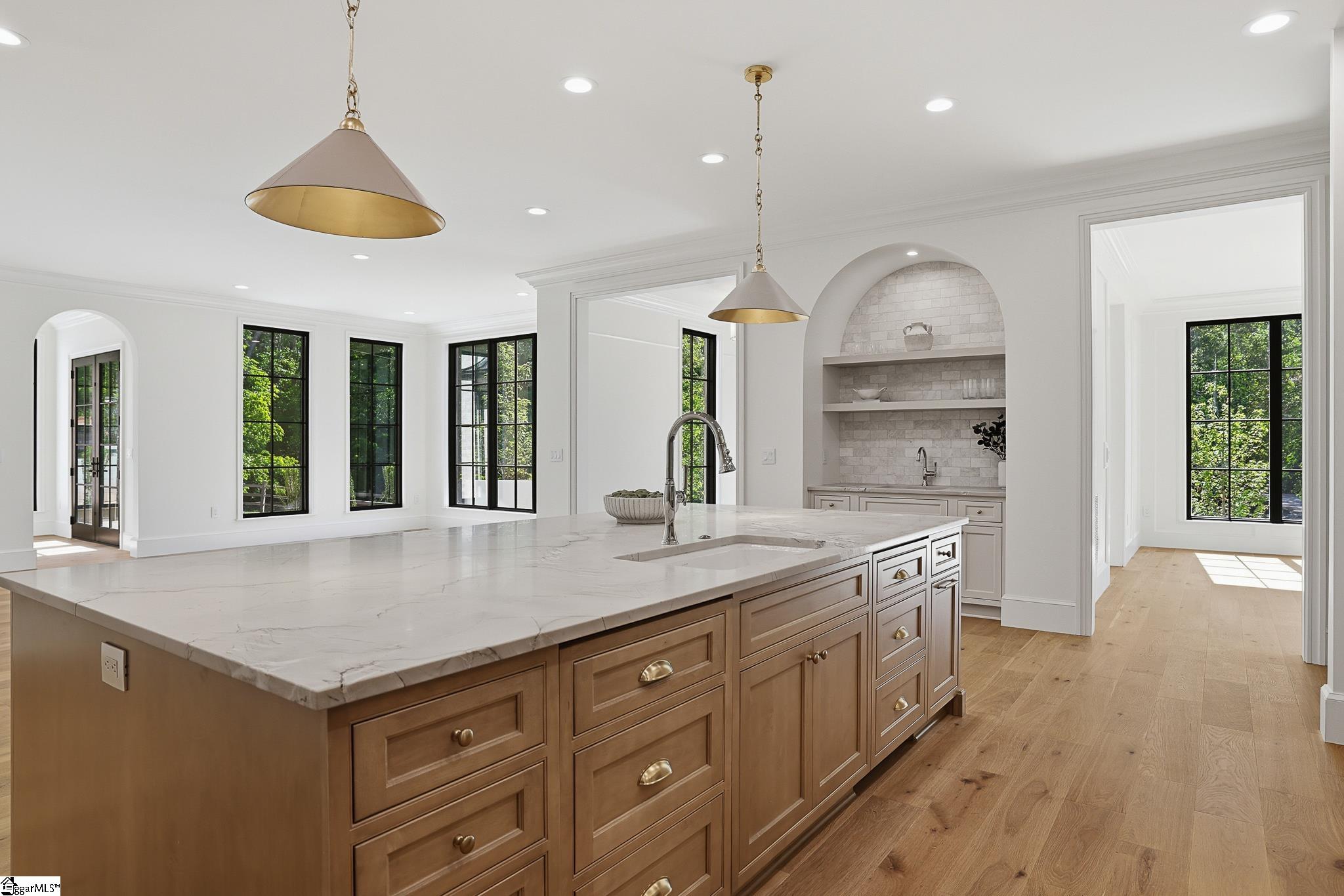 101 Sherwood Street UNIT Unit 100 Greenville, SC 29601