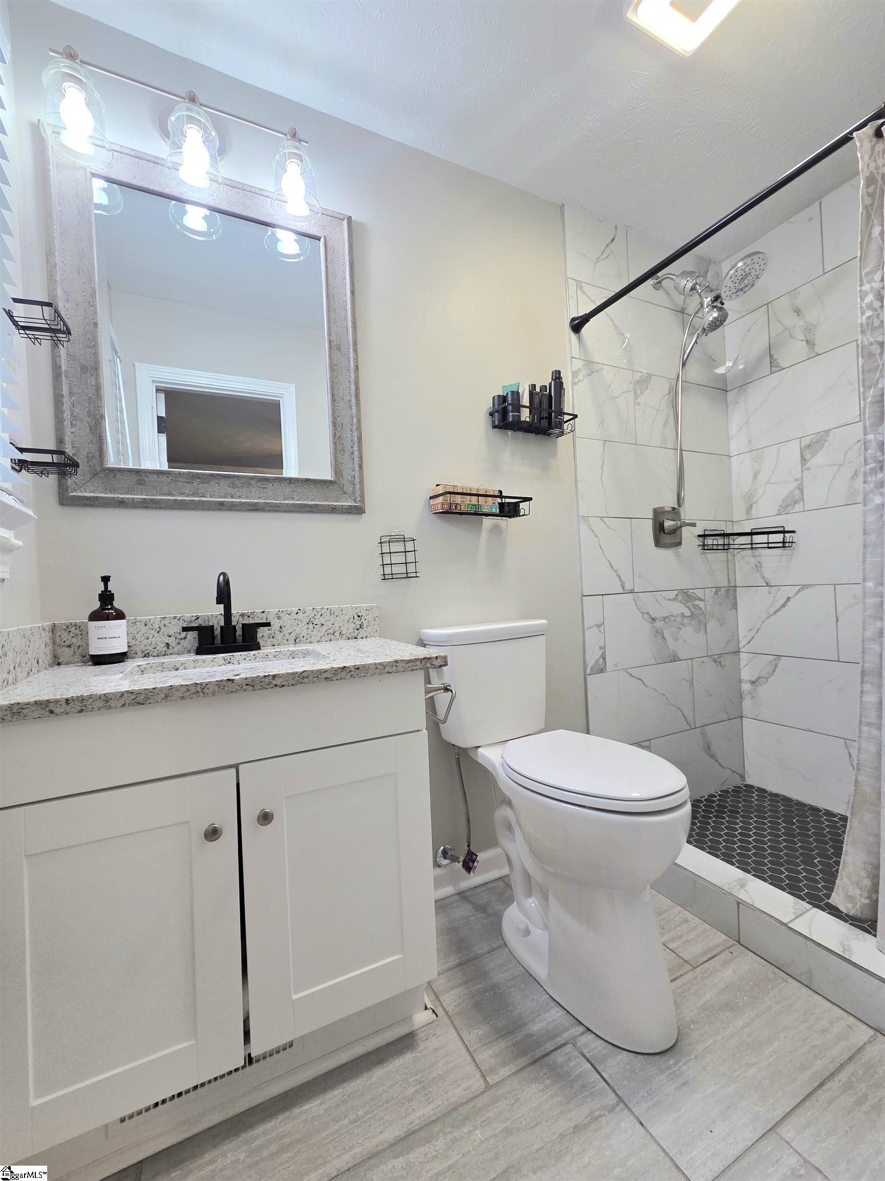 303 E Belvue Road Taylors, SC 29687
