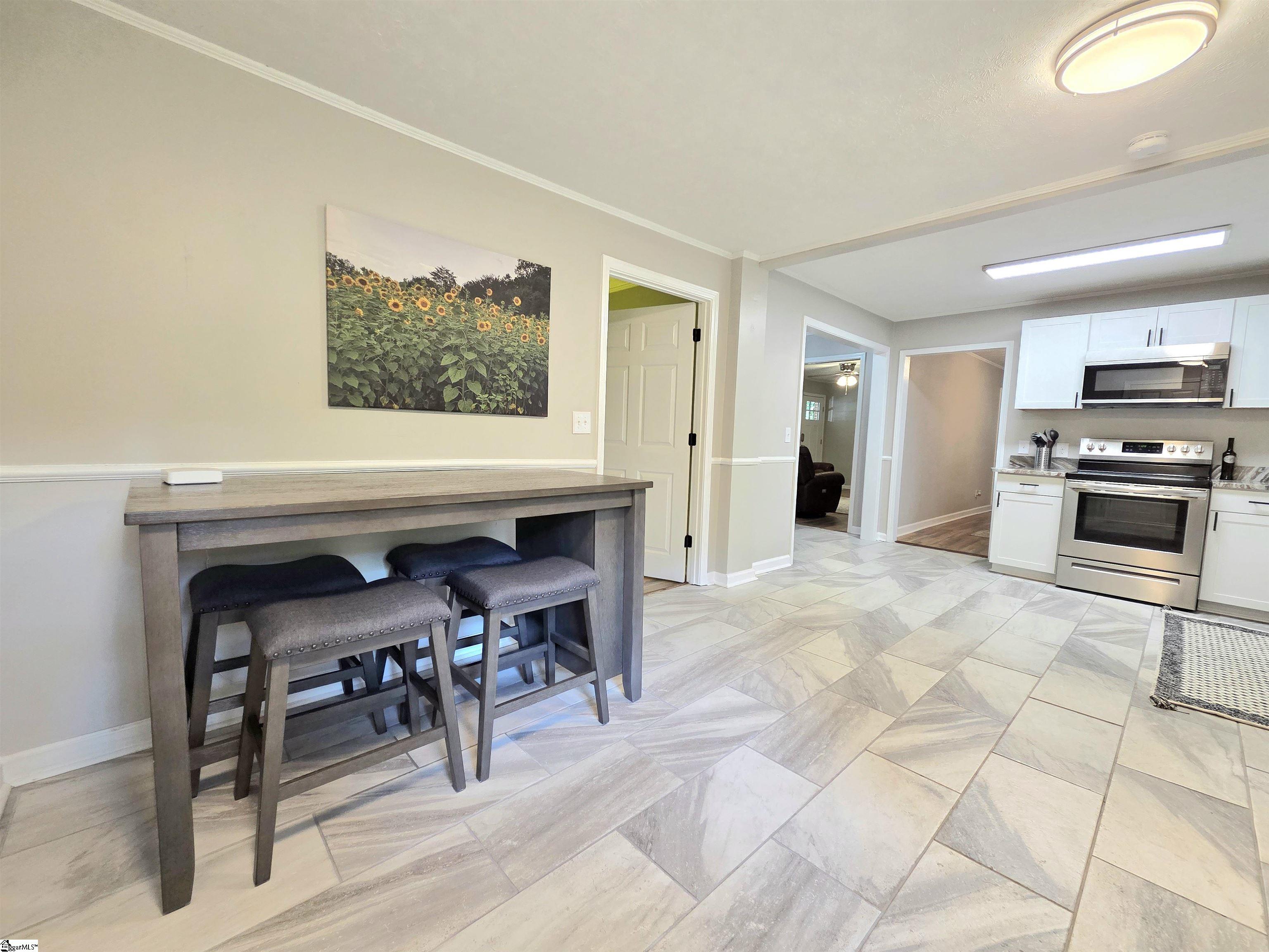 303 E Belvue Road Taylors, SC 29687