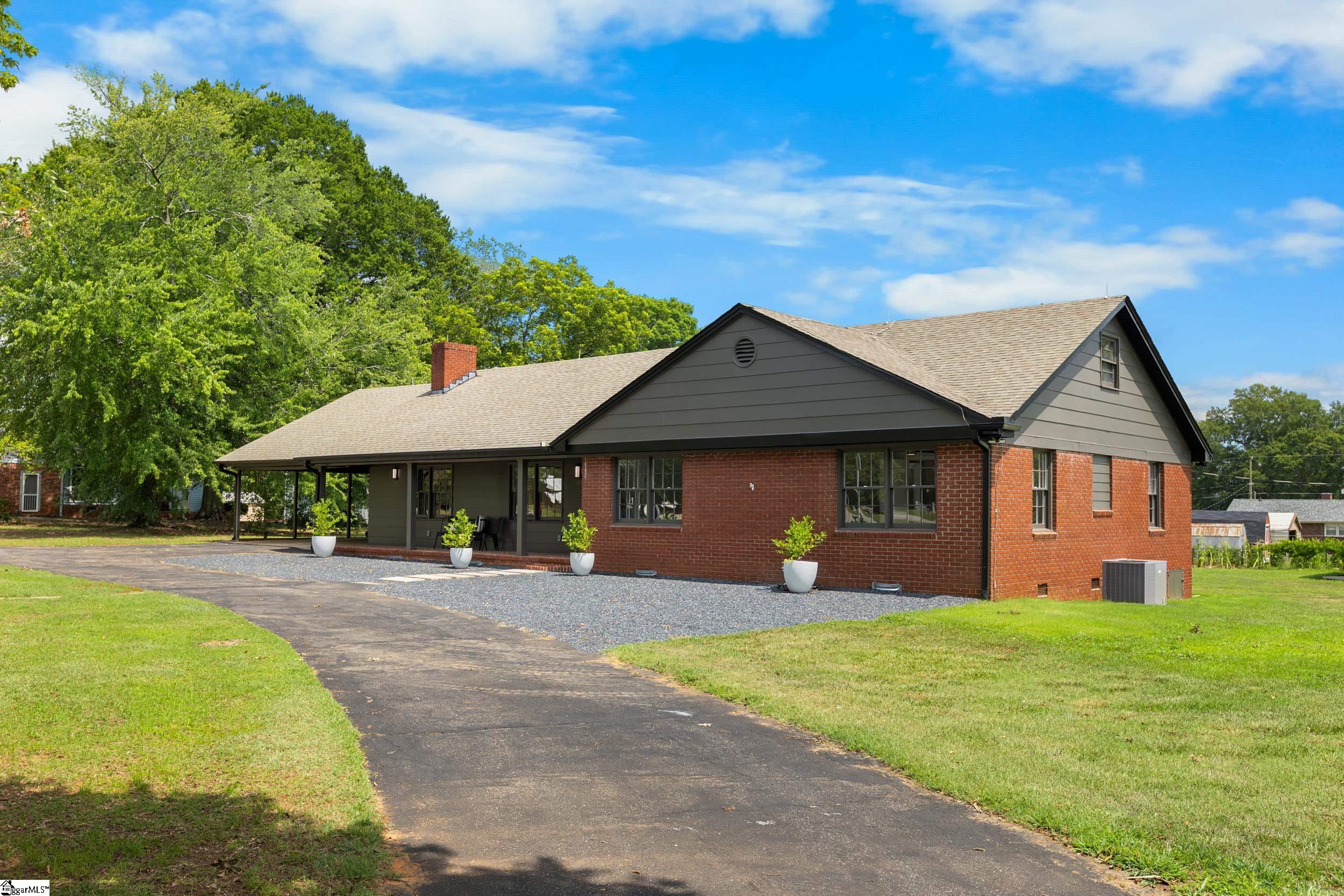 311 Costner Road Boiling Springs, SC 29316