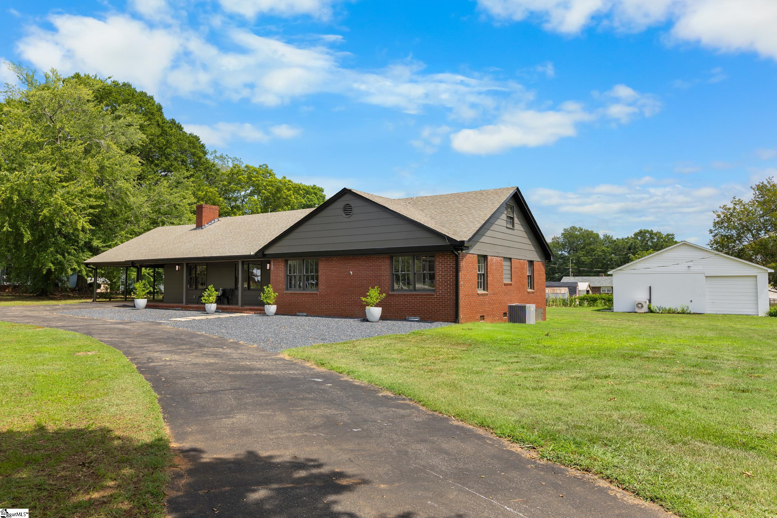 311 Costner Road Boiling Springs, SC 29316
