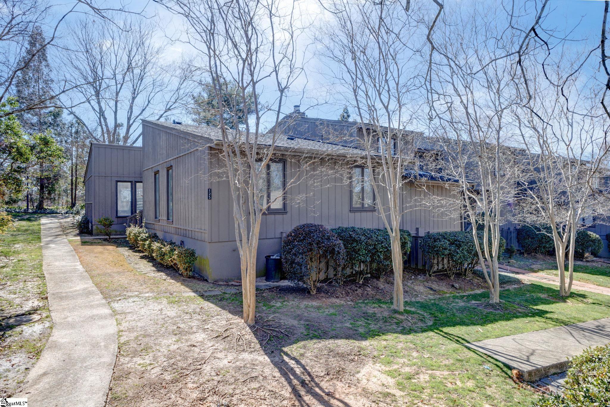125 Inglewood Way Greenville, SC 29615