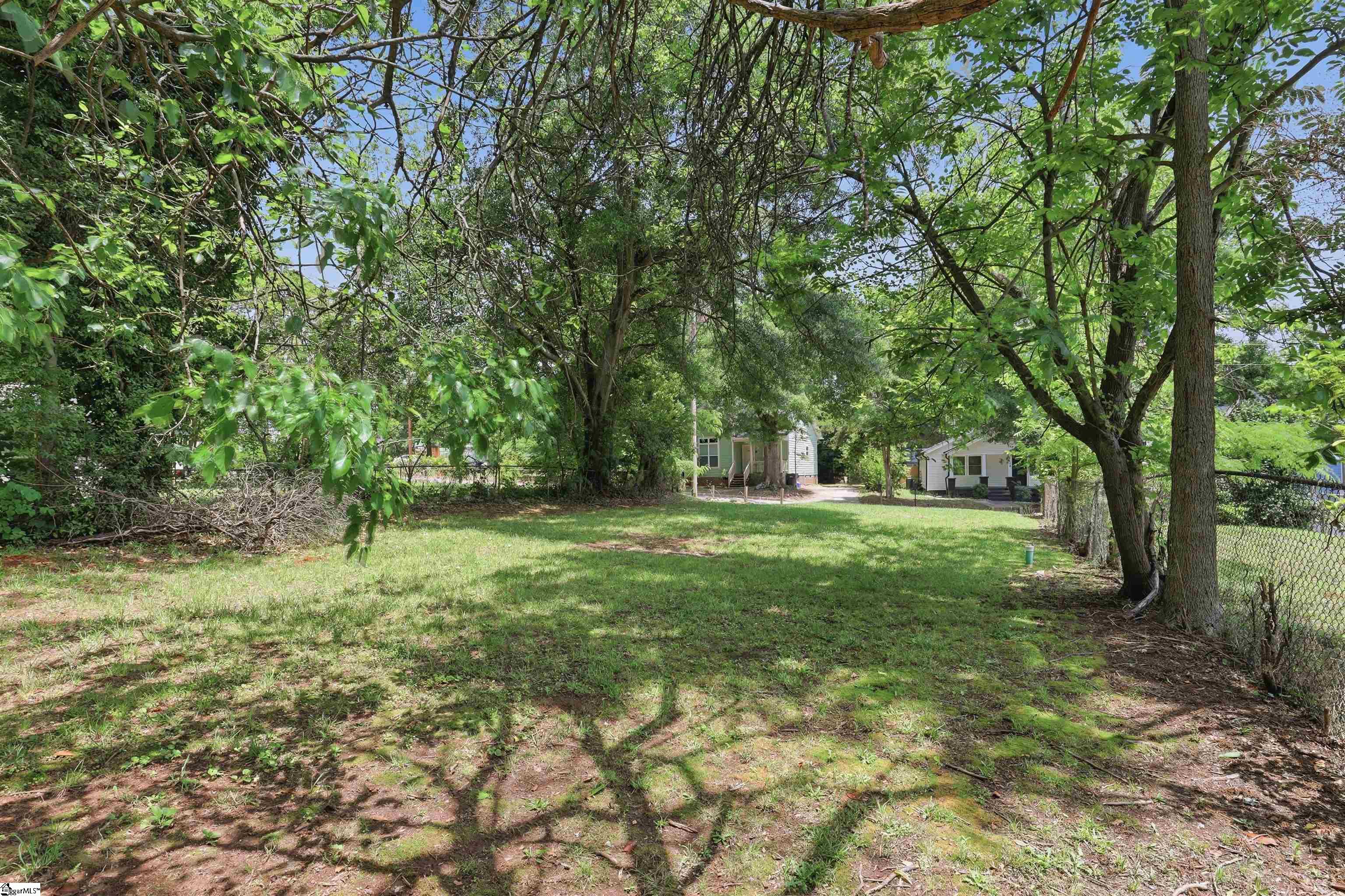 19 Valentine Street Greenville, SC 29601