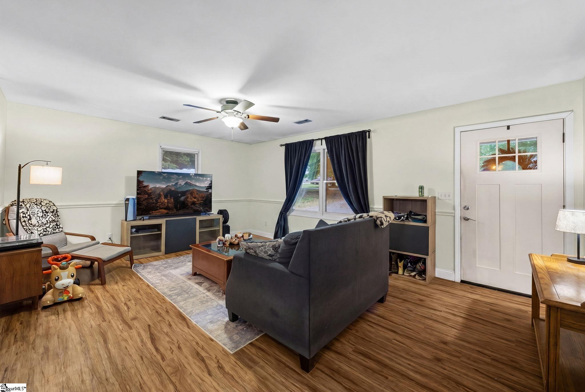 325 Brewton Road Spartanburg, SC 29301