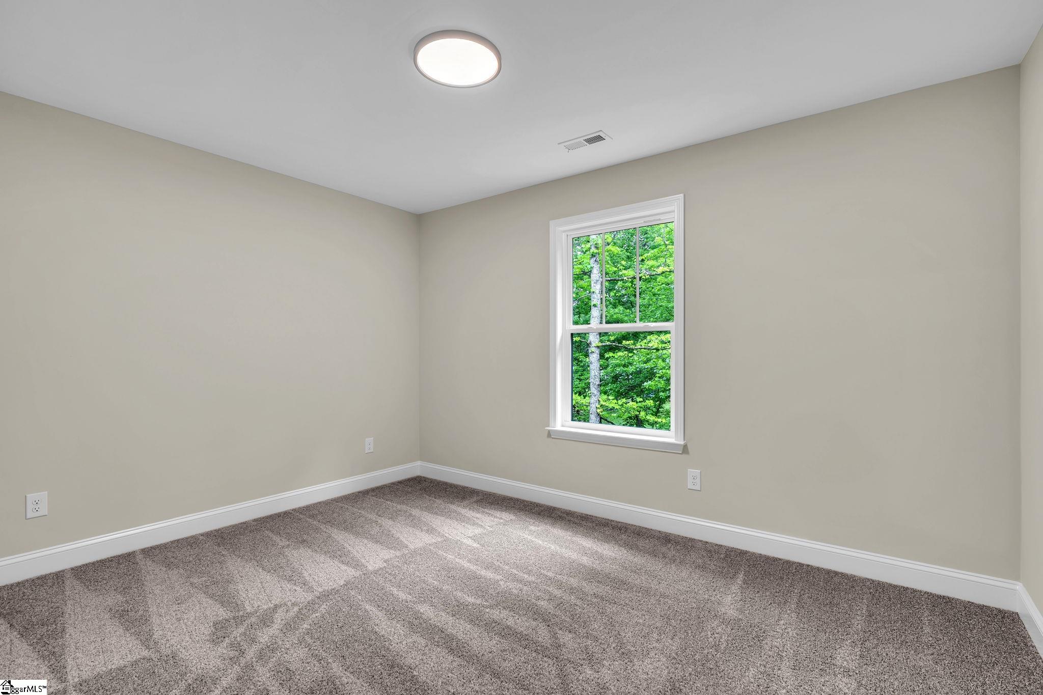 8 Oxford Boulevard Taylors, SC 29687