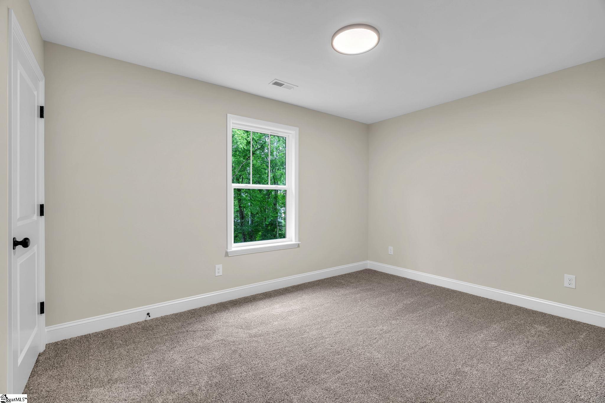 8 Oxford Boulevard Taylors, SC 29687