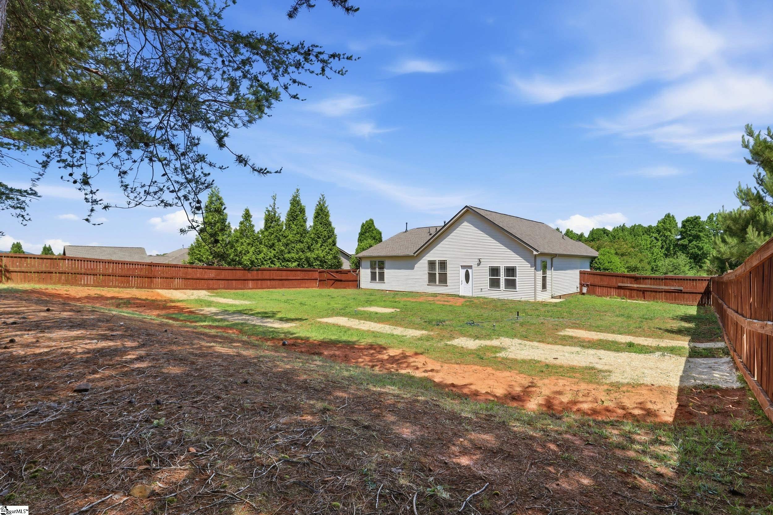 75 Rising Meadow Lane Taylors, SC 29687