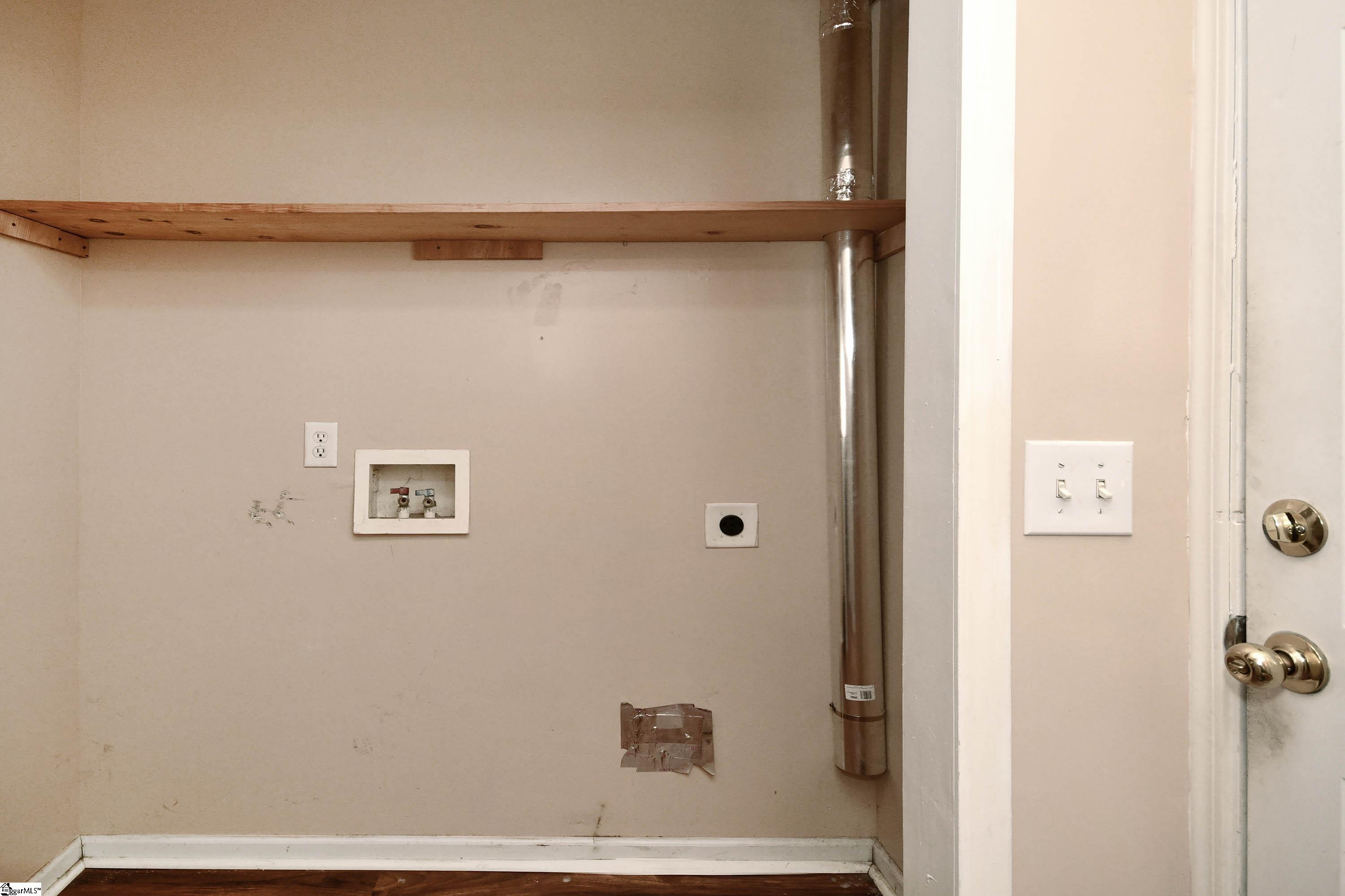 136 W Corley Lane Spartanburg, SC 29303-2647