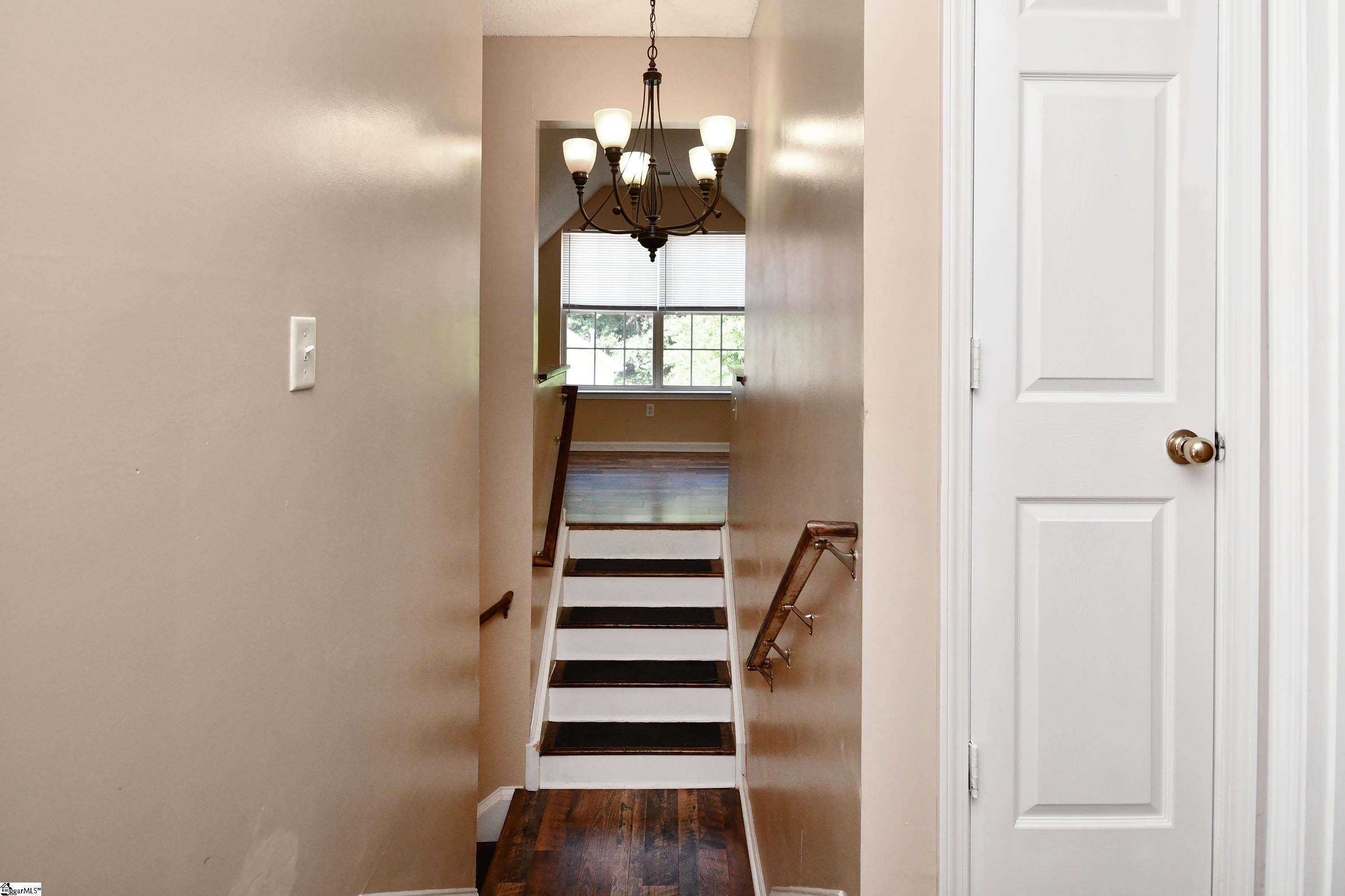 136 W Corley Lane Spartanburg, SC 29303-2647