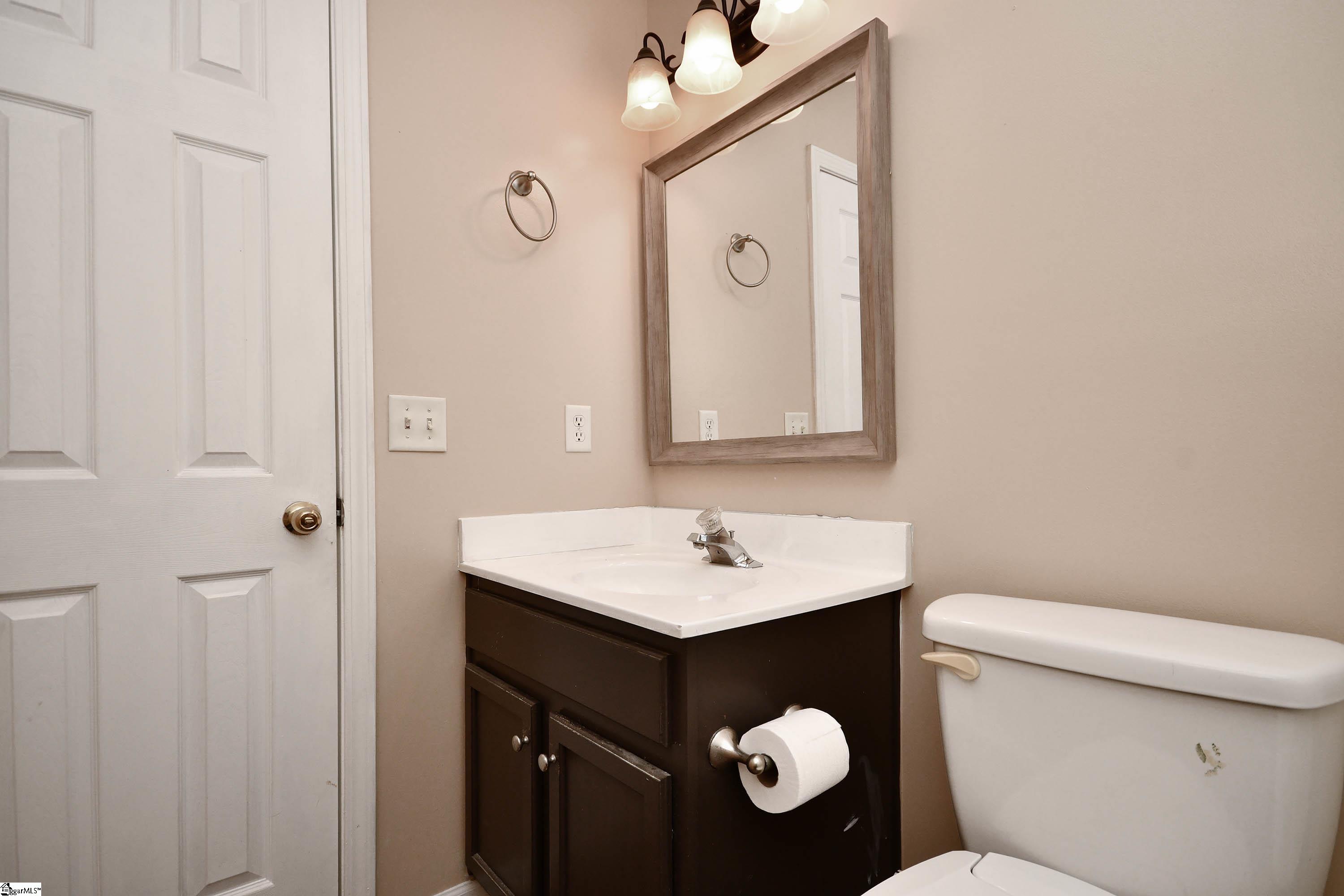 136 W Corley Lane Spartanburg, SC 29303-2647