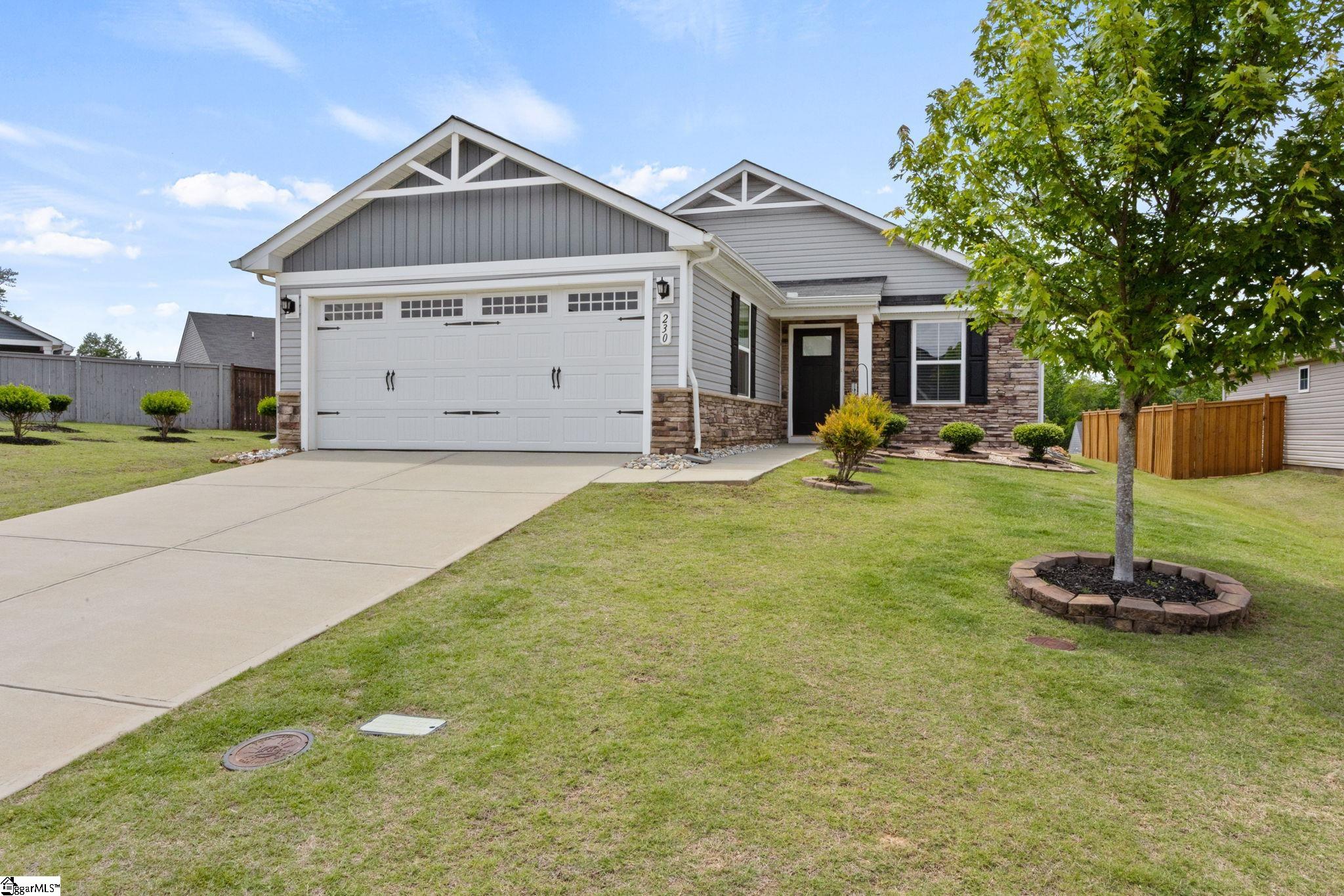 230 Bending Branch Road, Greenville SC 29605,Greenville,Greenville,Residential