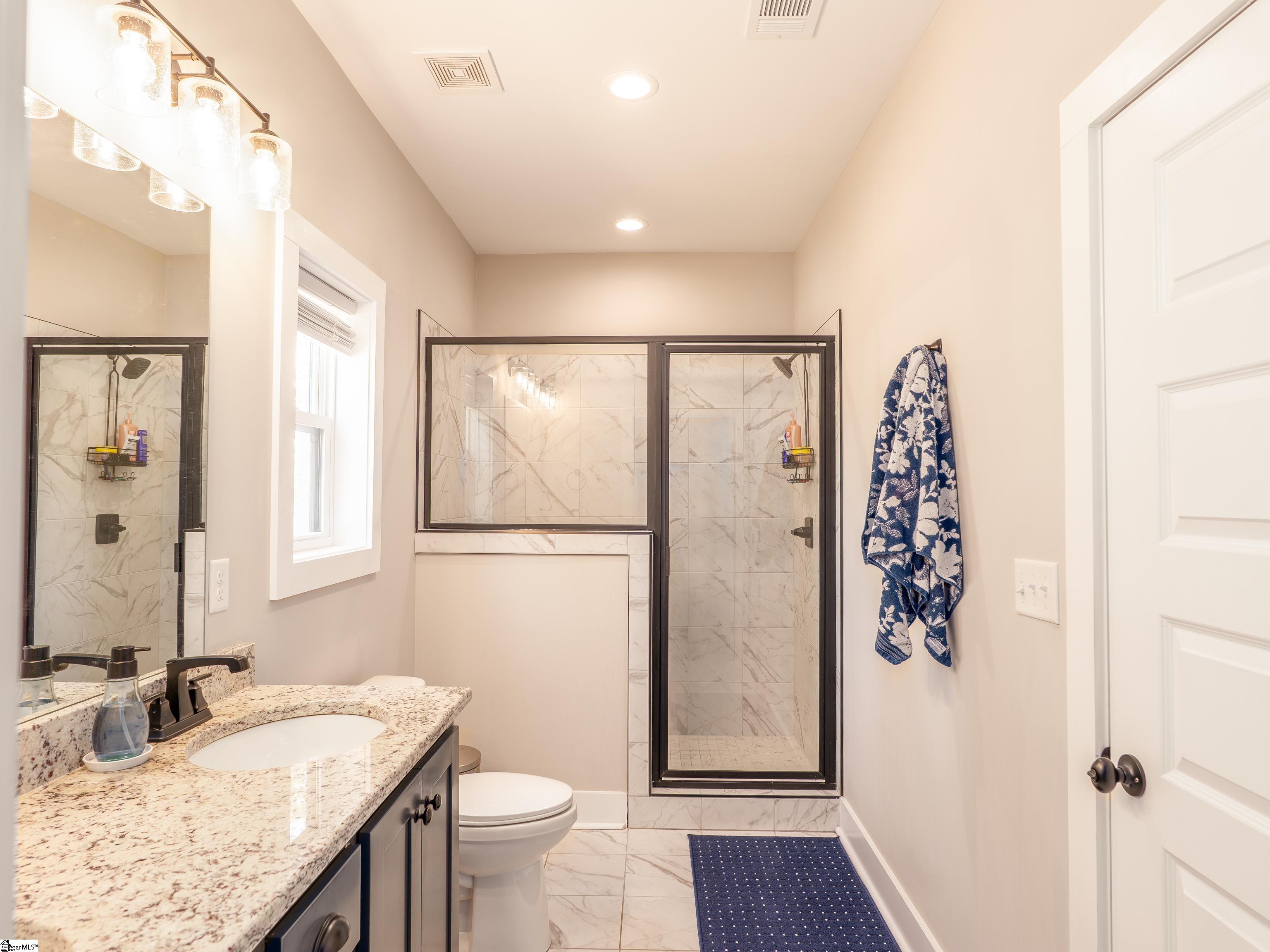 118 Squirrel Point Six Mile, SC 29682